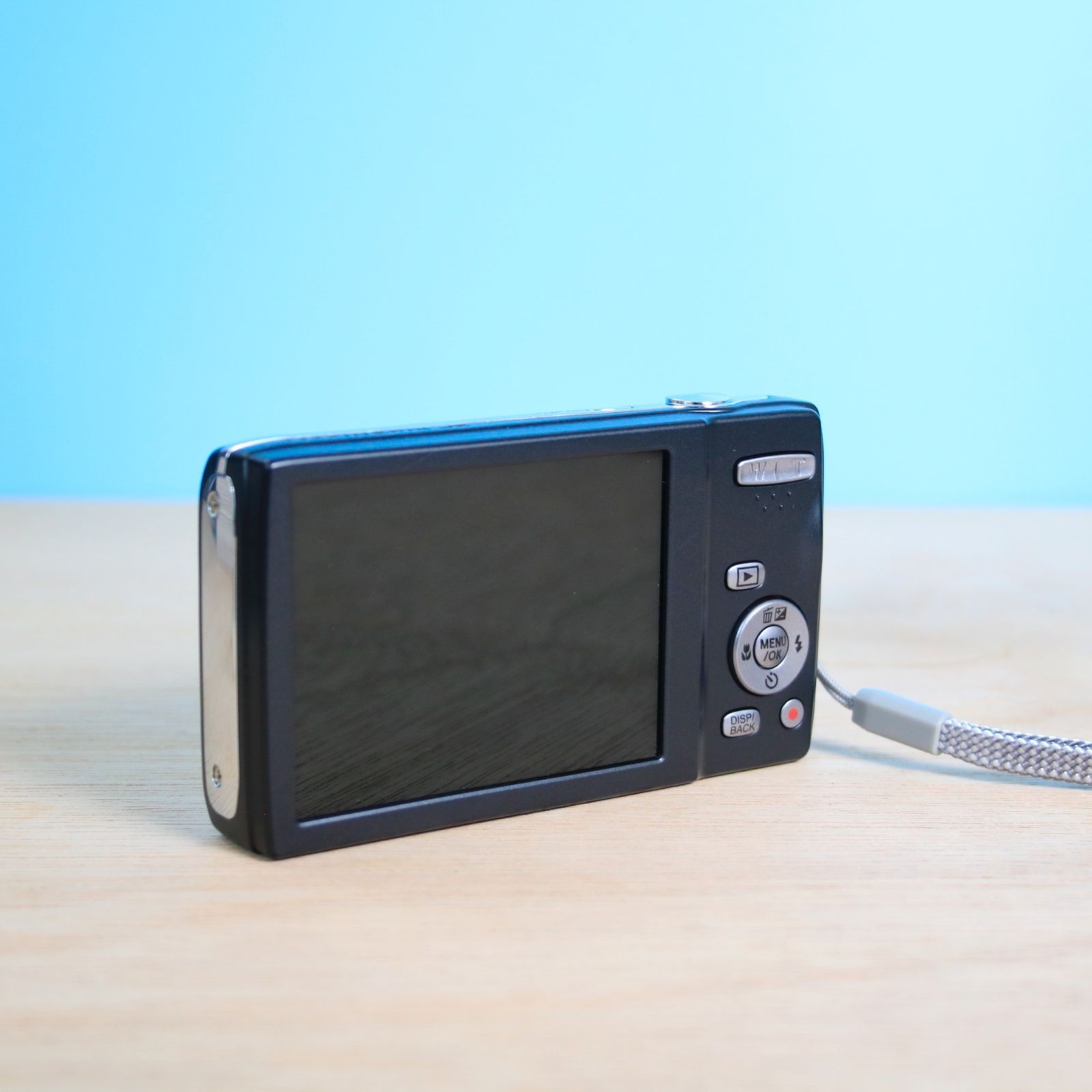 完動品❁極美品 FUJIFILM FinePix JZ250 ブラック 充電器付き フジ 