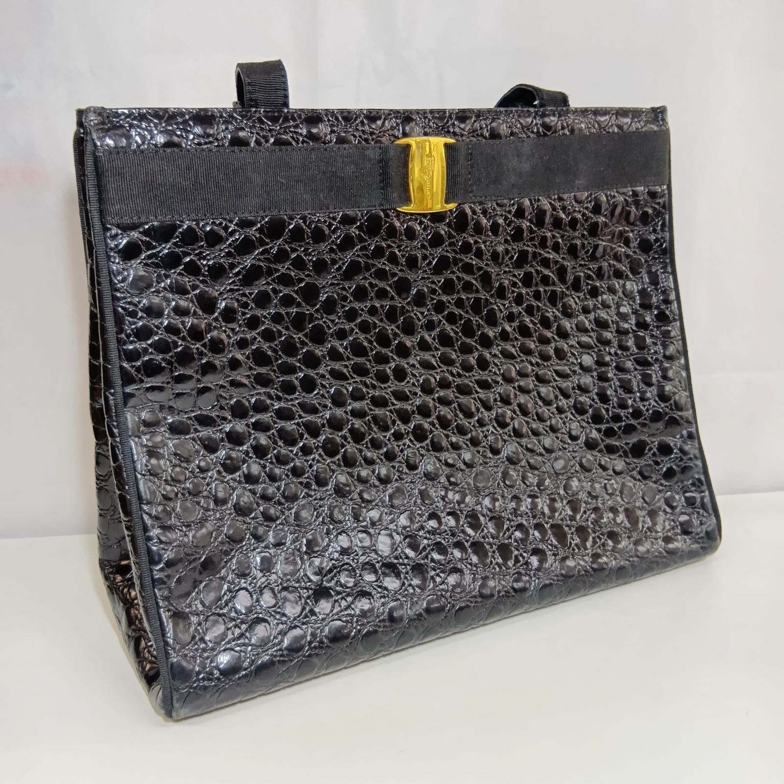 N Salvatore Ferragamo バッグ クロコ型押し ブラック