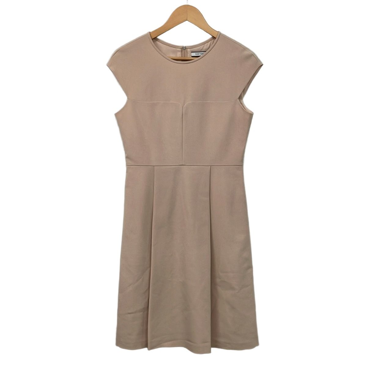FOXEY NEW YORK(フォクシーニューヨーク) ワンピース サイズ42 L レディース美品 - 35651 ピンクベージュ クルーネック/半袖/ひざ丈