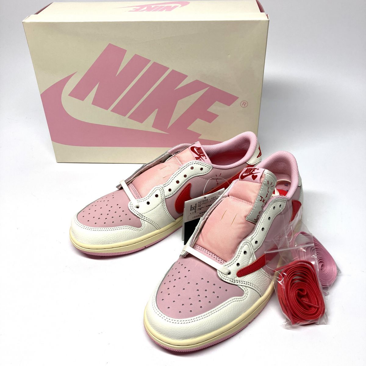 【新古品】 Travis Scott × Nike Air Jordan 1 Low OG IQ7604-101 28cm 箱有 【津山店】