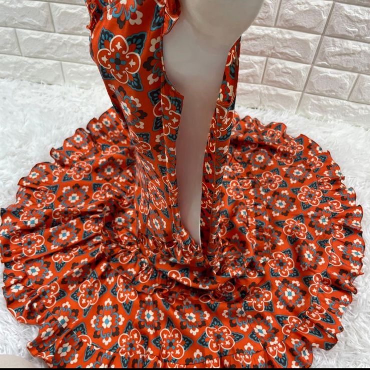 モスキーノ　MOSCHINO シルク100% 花柄ワンピース 40 黒 MOSCHINO CHEAP&CHIC/モスキーノ、ノースリーブ花柄ワンピース、38