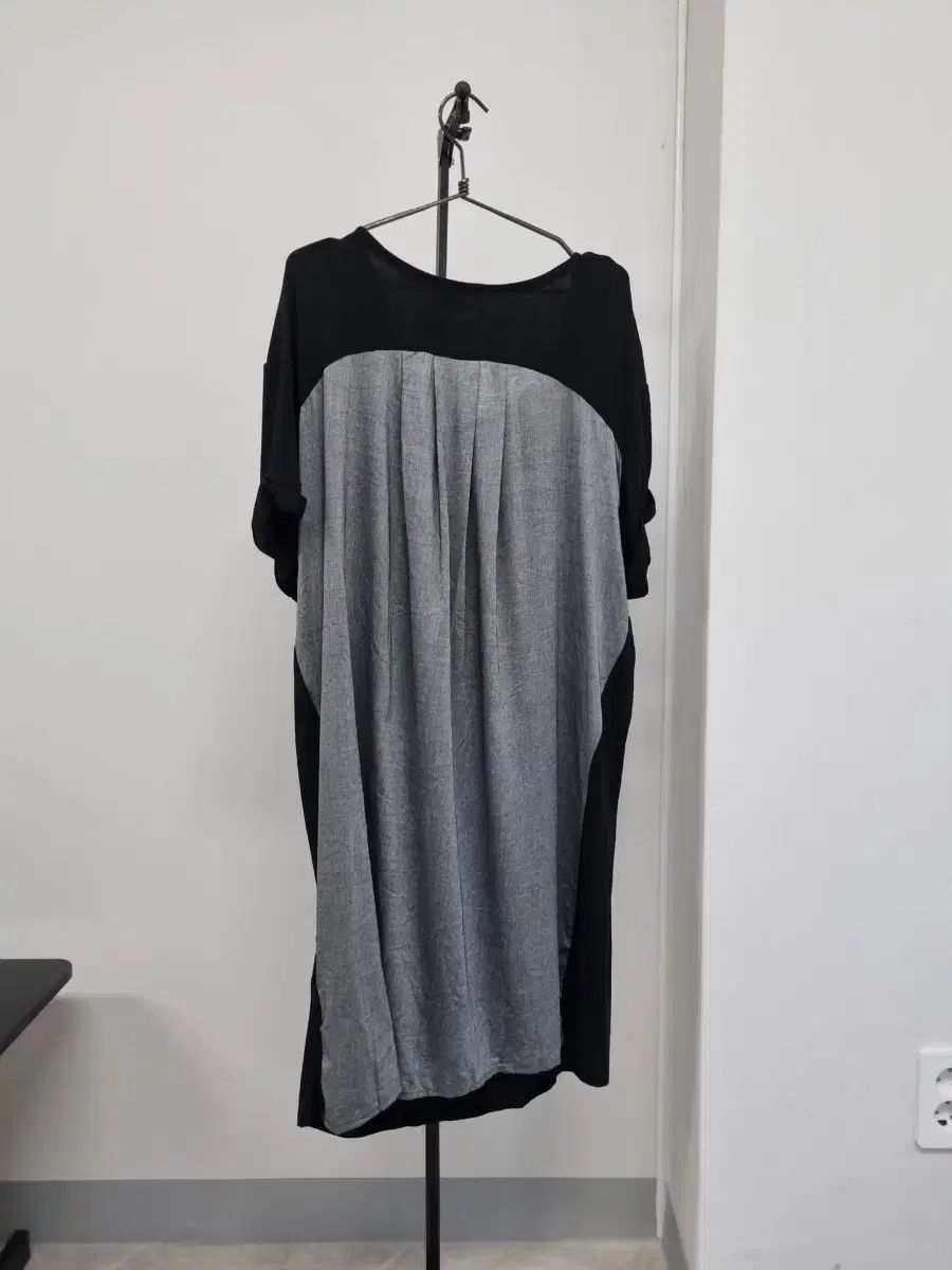 Vince ブラック モーダル ストレッチ XL サイズ ONE PIECE 新品