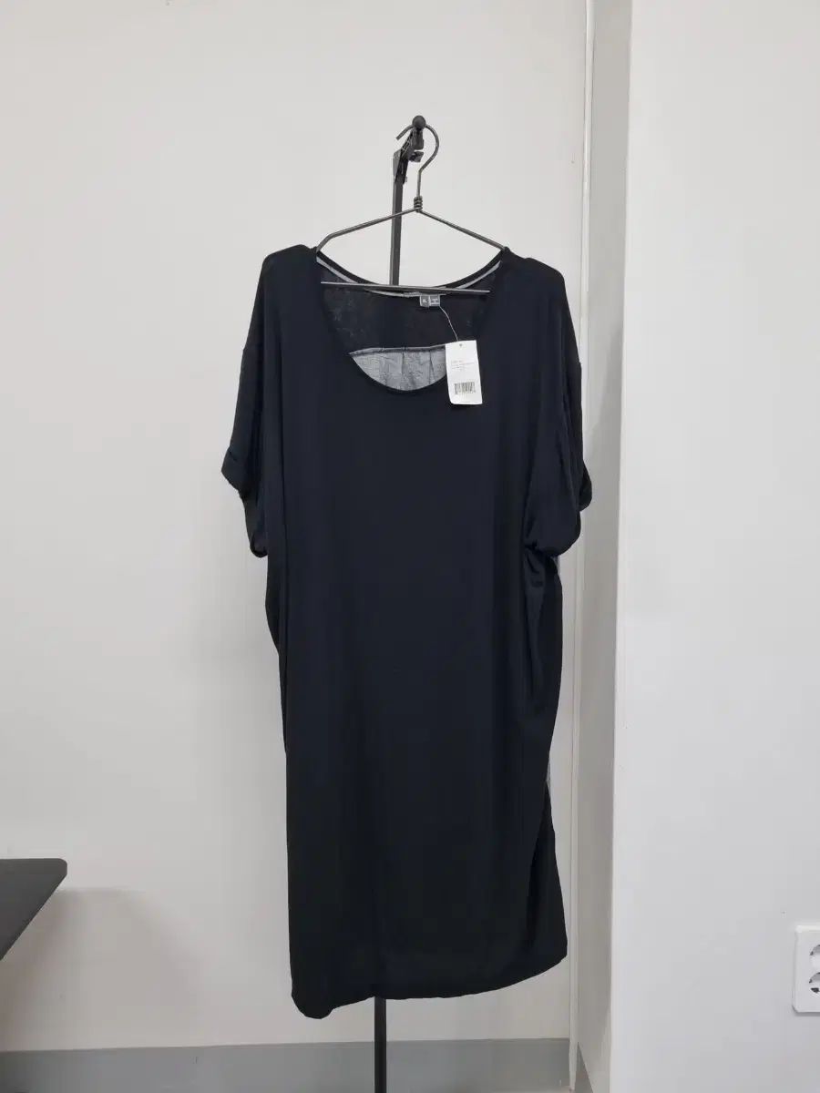 Vince ブラック モーダル ストレッチ XL サイズ ONE PIECE 新品