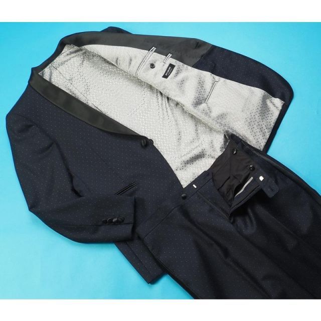 新品 azabu tailor 麻布テーラー 日本製 秋冬『CANONICO カノニコ 伊生地』 Super100's ウール100% タキシード スーツ 46A(A5)紺 0902-154 新品 azabu tailor 麻布テーラー 日本製 秋冬『CANONICO カノニコ 伊生地』 Super100's ウール100% タキシード スーツ 46A(A5)紺 0902-154