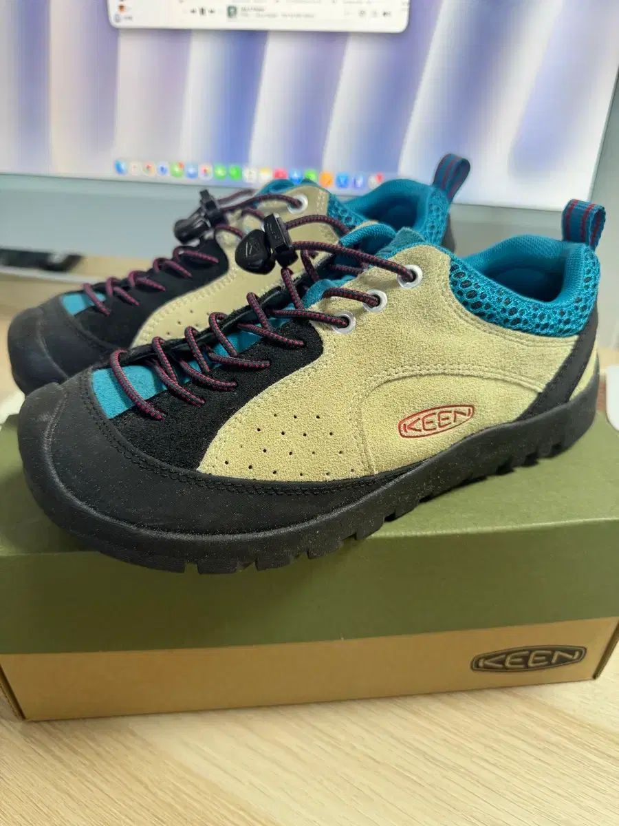 キーン KEEN ジャスパー 240