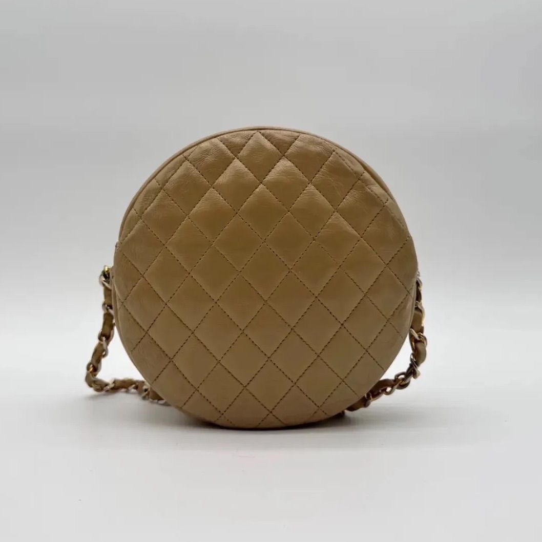 人気✨CHANEL シャネル ショルダーバッグ ココマーク マトラッセ ラウンド ラムスキン レザー ベージュ チェーンショルダー シールあり