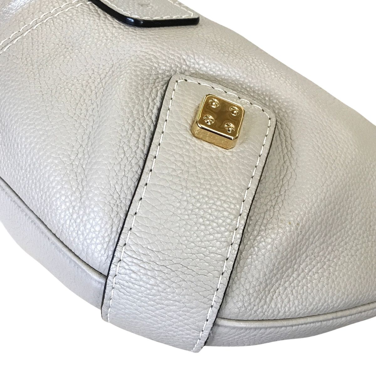 LOEWE ロエベ ワンショルダー ニューロード バッグ レザー ベージュ 肩掛け レディース 中古 良好 T11304210