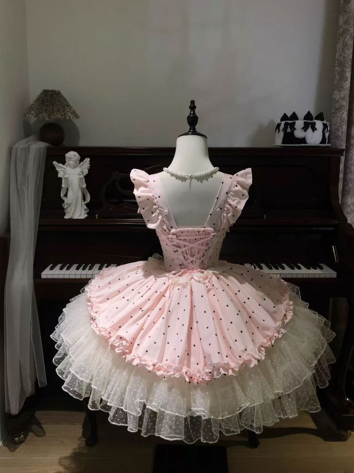 ピンク水玉ドット 甘ロリ JSK ワンピース 特大黒リボン フリルショルダー Lolita