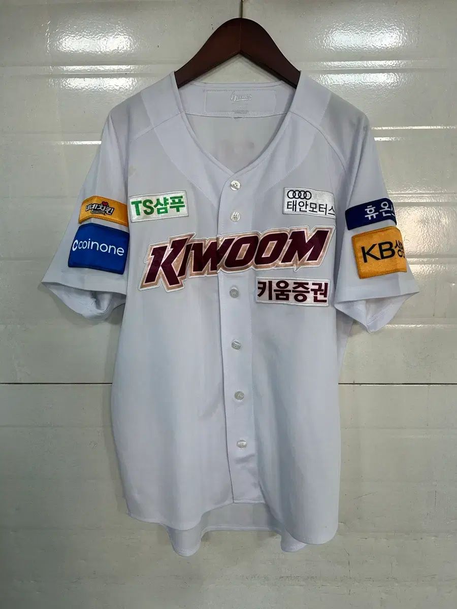 KIWOOM HEROES キウム ヒーローズ 李政厚（イ・ジョンフ） 100