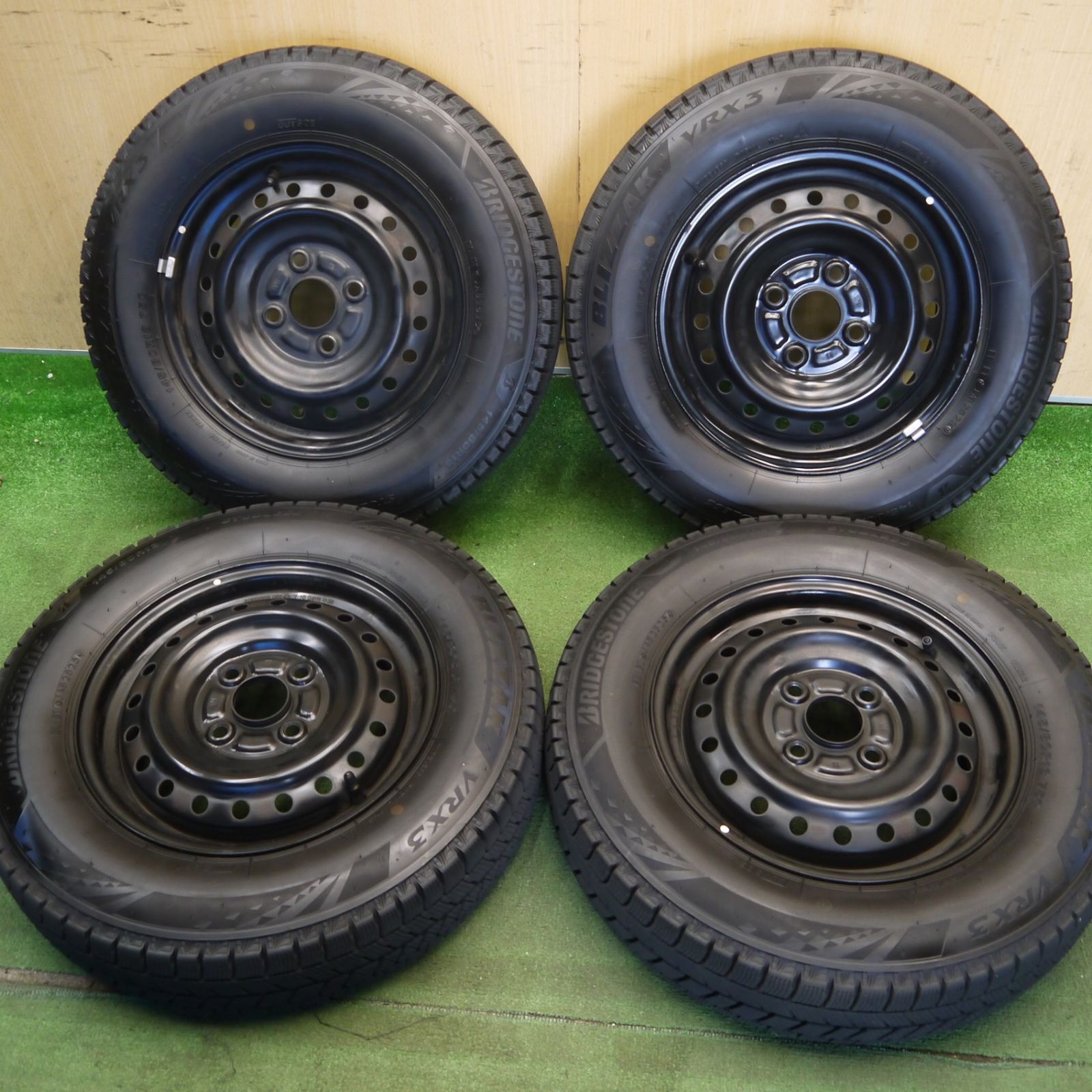 超バリ溝！25年！キレイ！ほぼ10分★スタッドレス 145/80R13 ブリヂストン ブリザック VRX3 スチール ホイール 13インチ PCD100/4H★6052606Hス