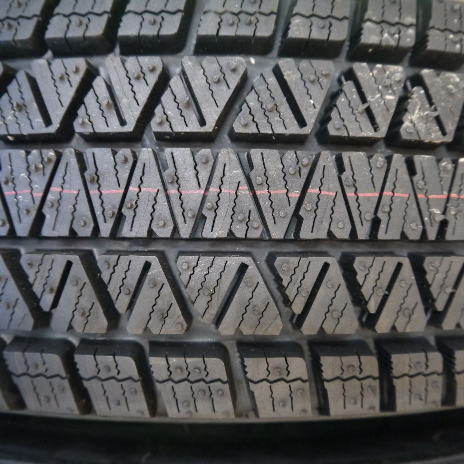 未使用☆ジムニー 等 175/80R16 スタッドレス ブリヂストン ブリザック 