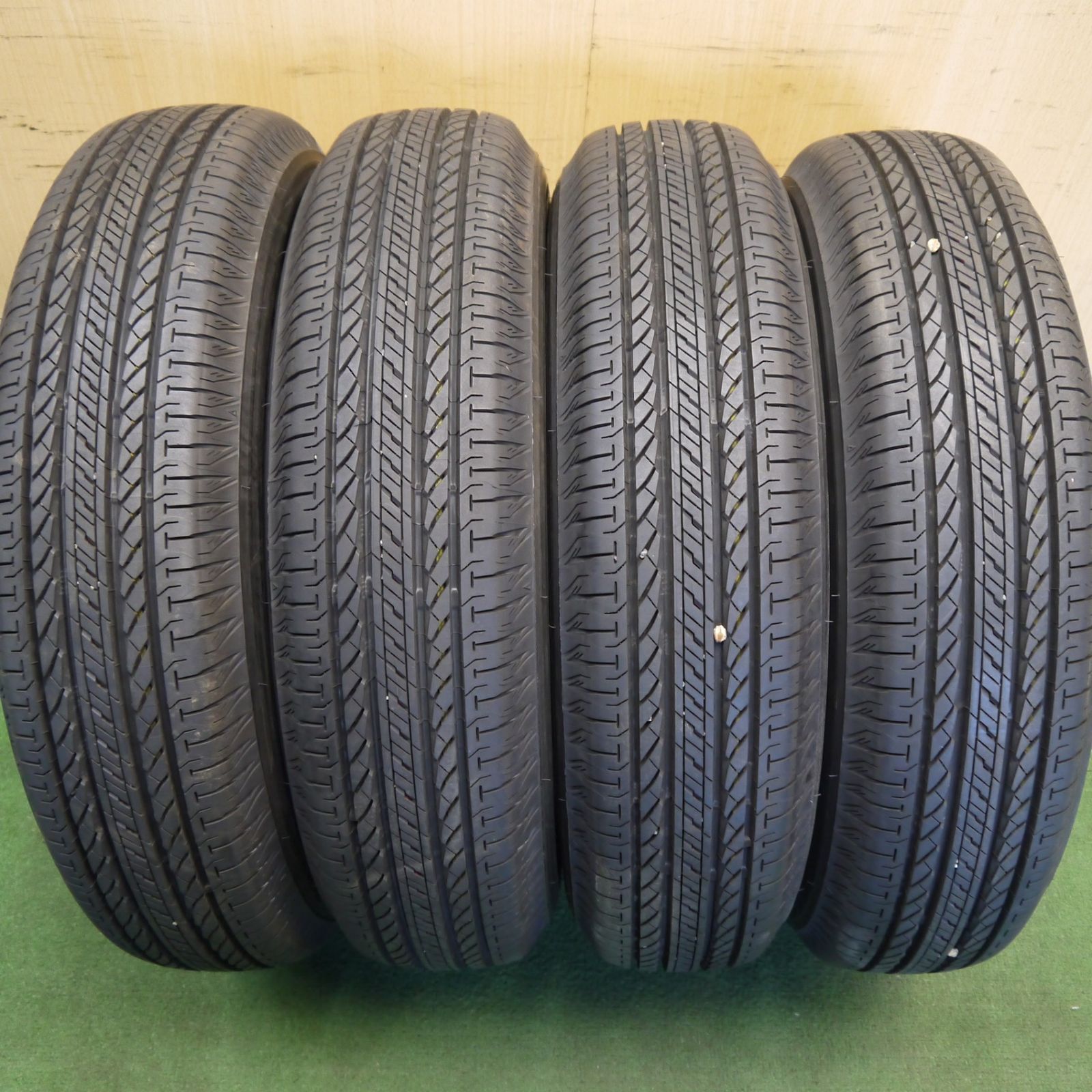 新車外し！23年★ジムニー 等 175/80R16 ブリヂストン デューラー H/L 852 DUELER タイヤ 16インチ★6052505Hノタ