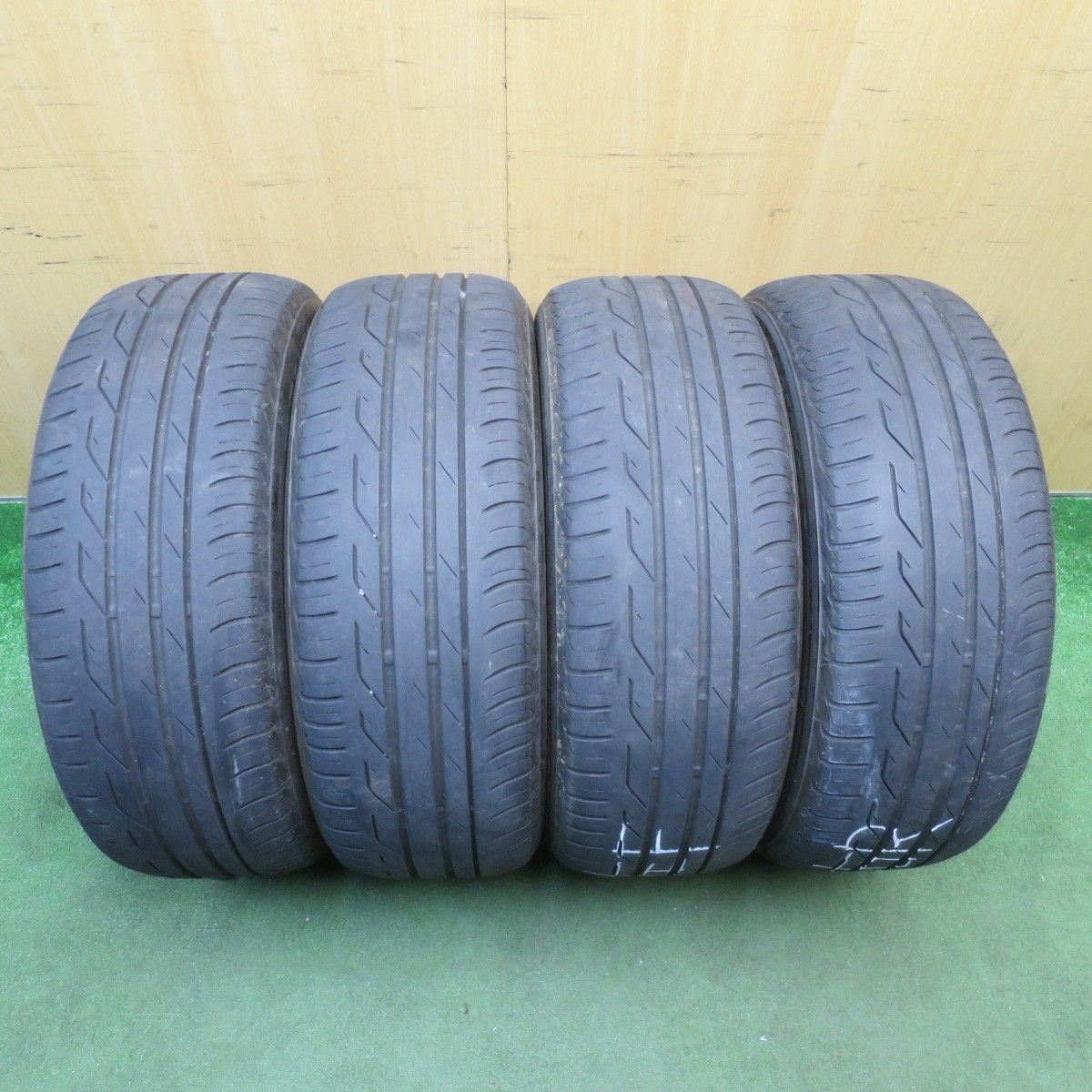 4本価格★205/55R16 ブリヂストン トランザ T001 タイヤ 16インチ カローラ ノア ヴォクシー リーフ プレマシー インプレッサ 等★6052208NJノタ 12,816円
