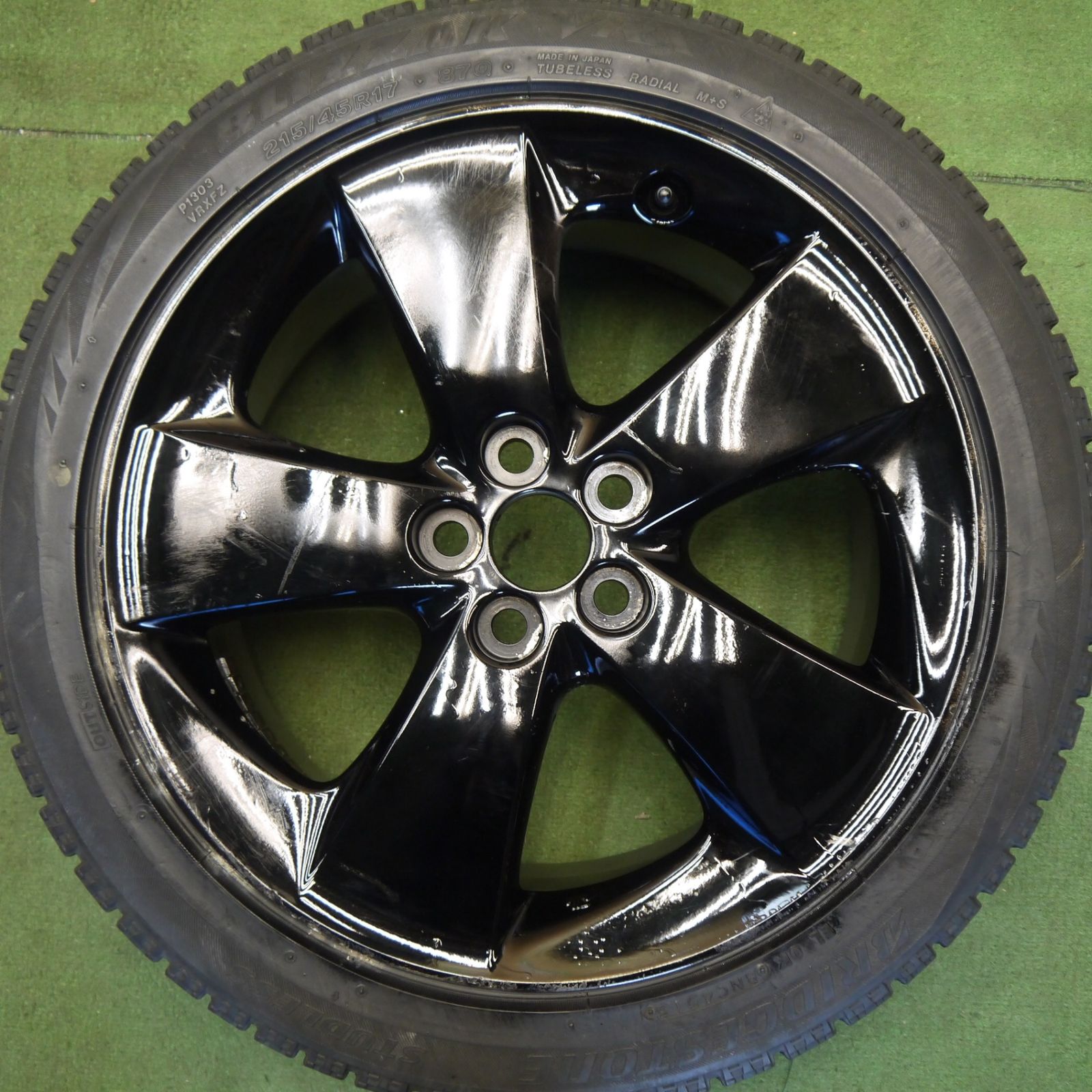 バリ溝！8.5分☆トヨタ 30系 プリウス S ツーリング 純正 215/45R17 