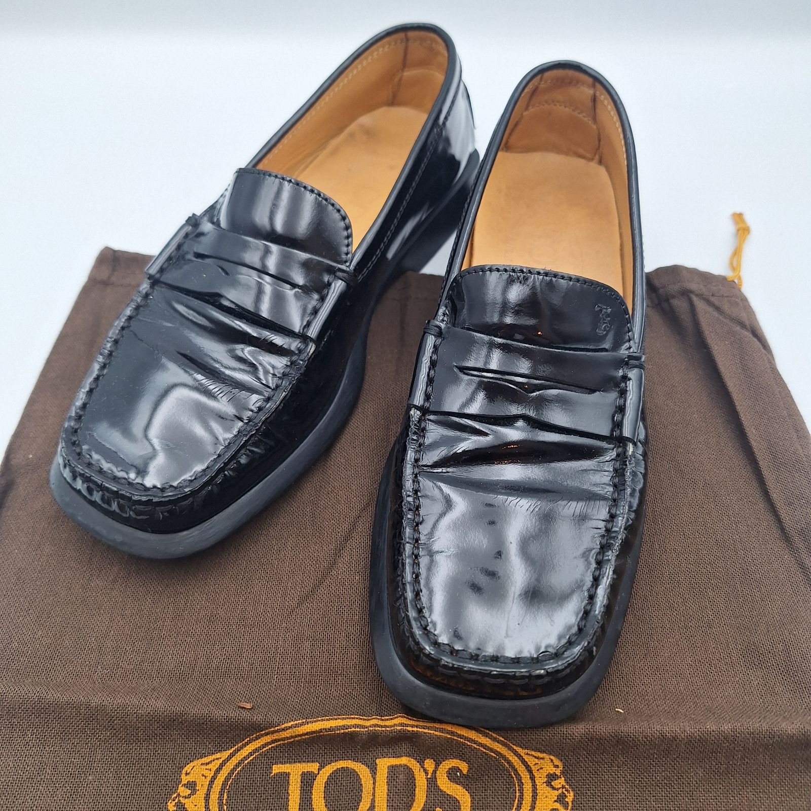 TOD'S トッズ コインローファー エナメル レザー ブラック 35 シューズ
