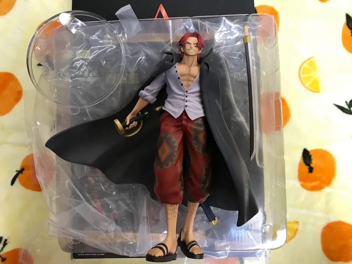 ONE PIECE 一番くじ シャンクス A賞 公式 フィギュア グッズ 出品
