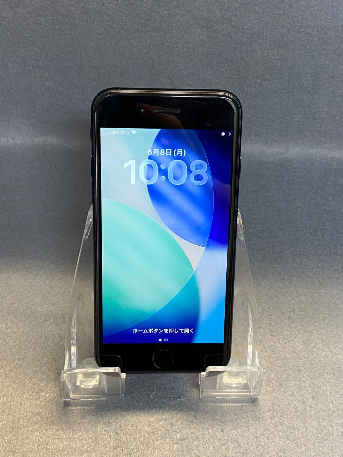 中古　国内版　SIMフリー　iPhoneSE第二世代 64GB ブラック色
