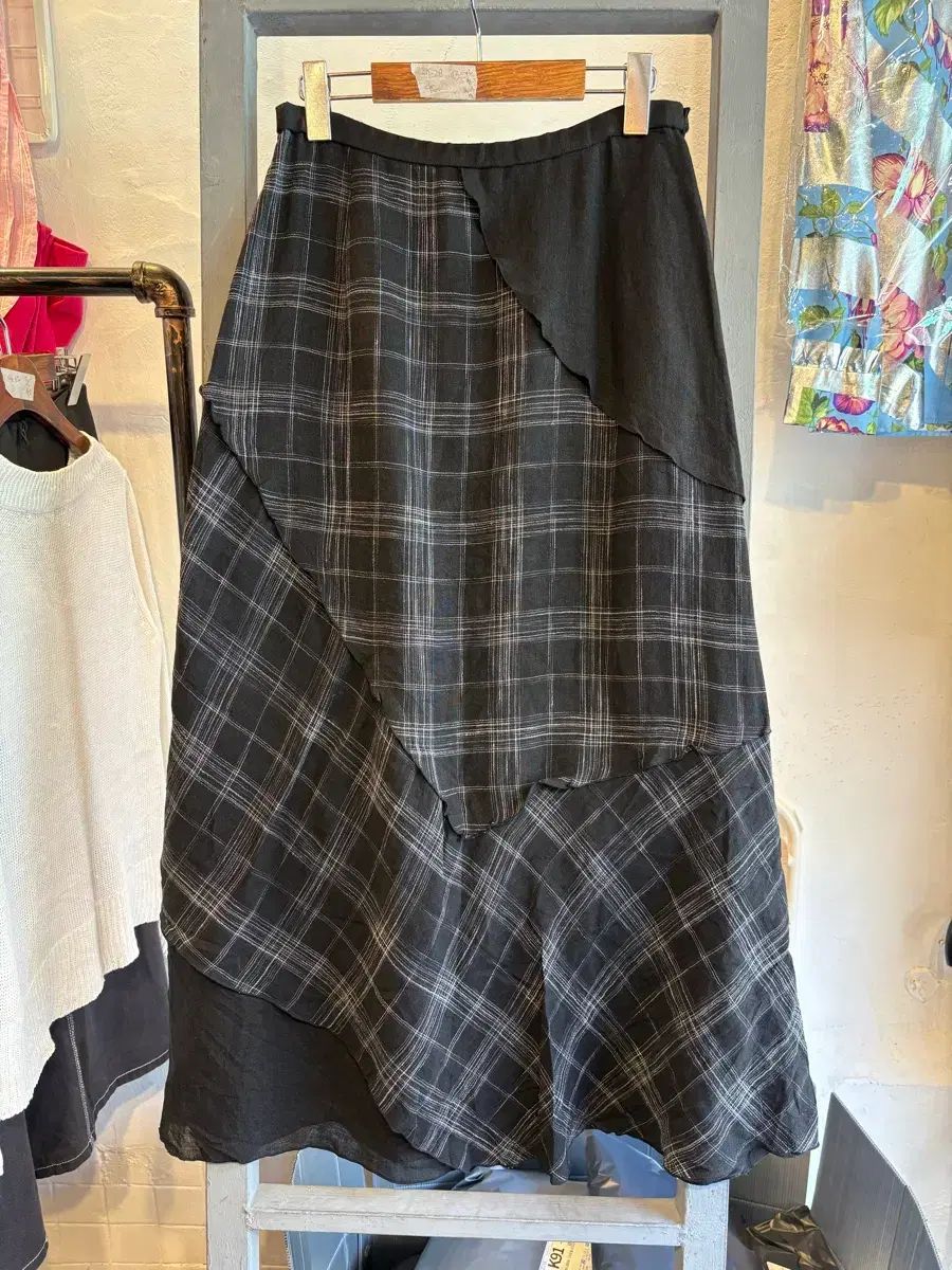 アシンメトリー CHECK スカート