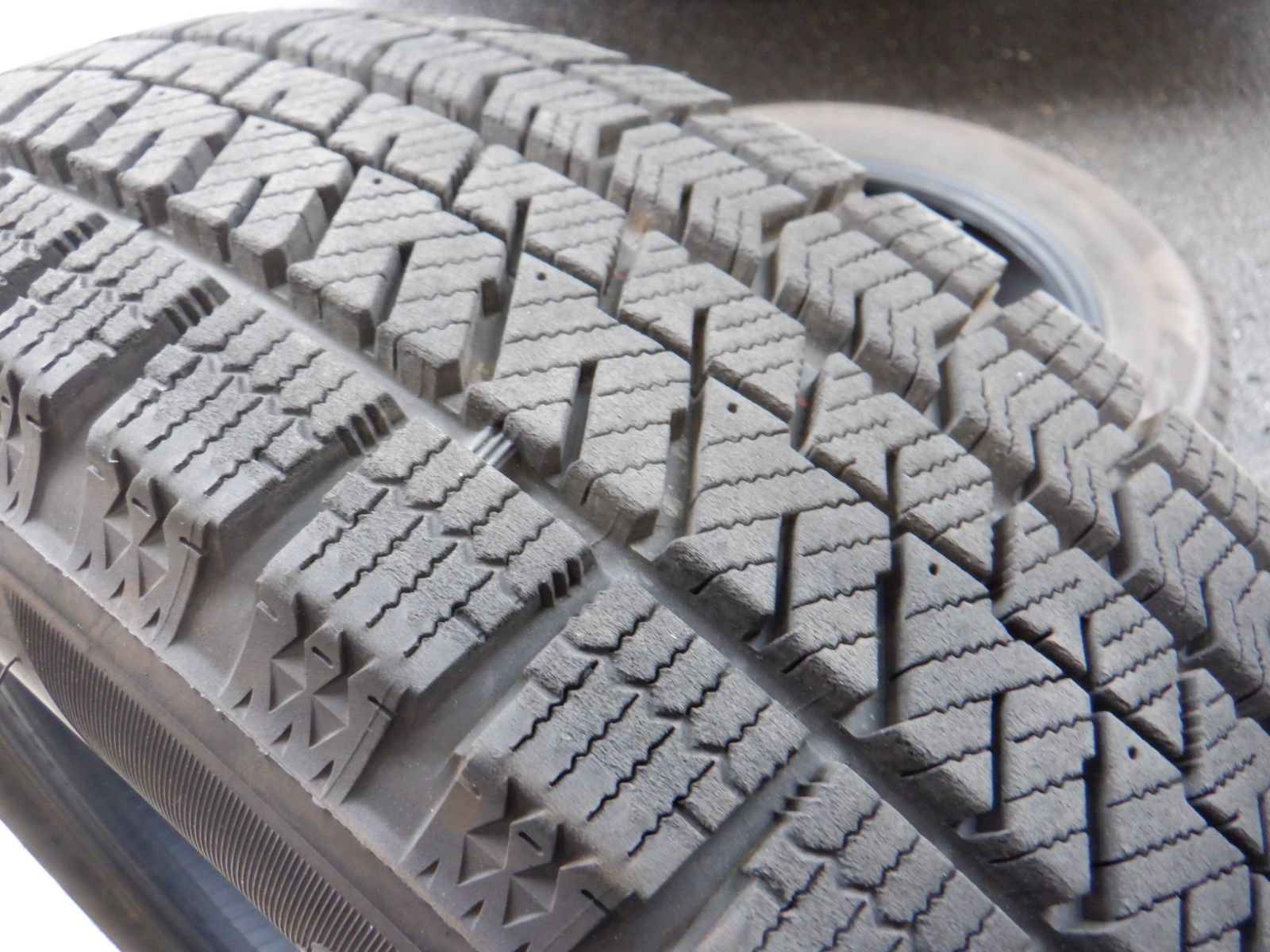 未使用に近い 155/65R14スタッドレス ブリヂストン ブリザックVRX2