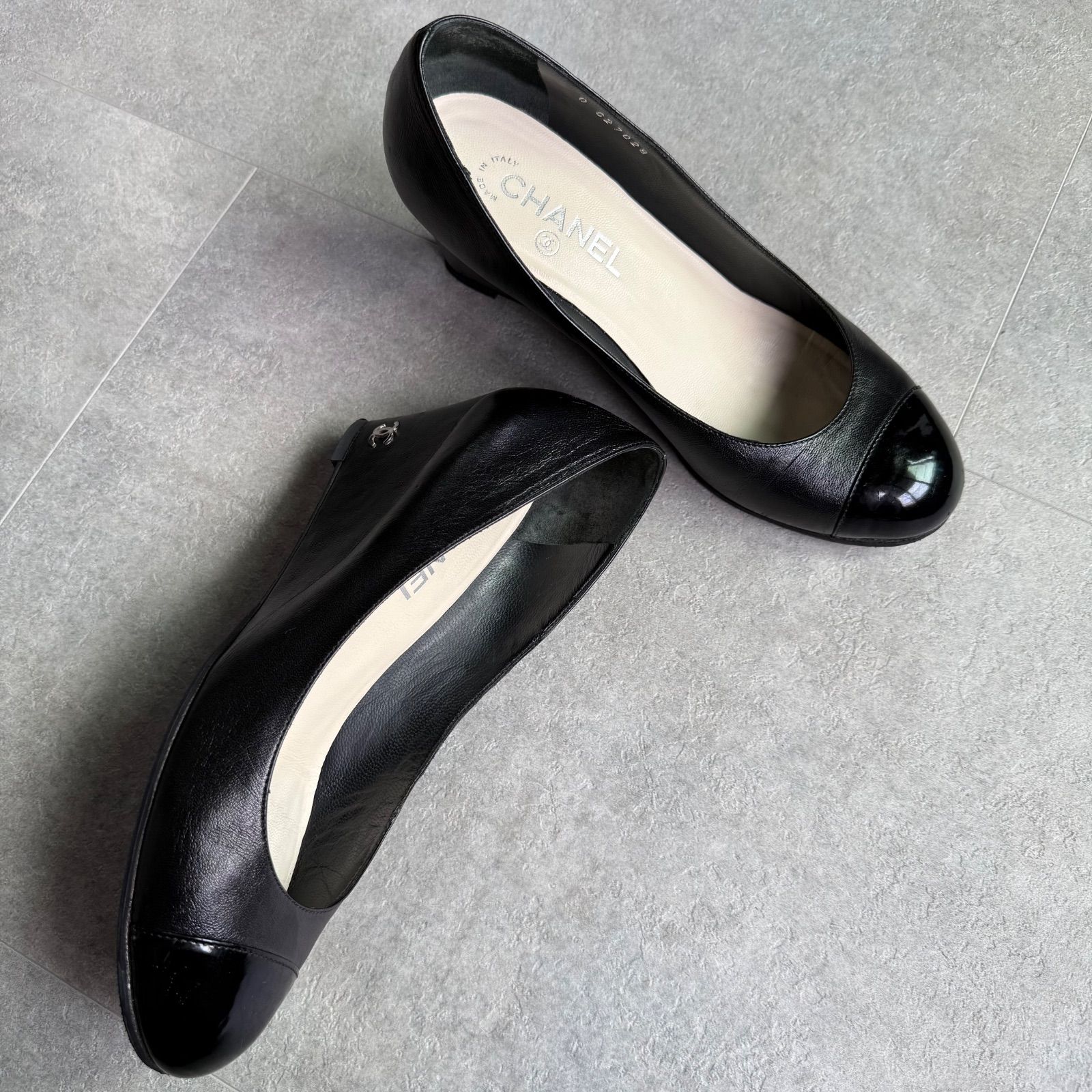 CHANEL シャネル ココマーク ウェッジソールパンプス レザー パテントレザー ブラック シルバー金具 39 レディースシューズ 25cm