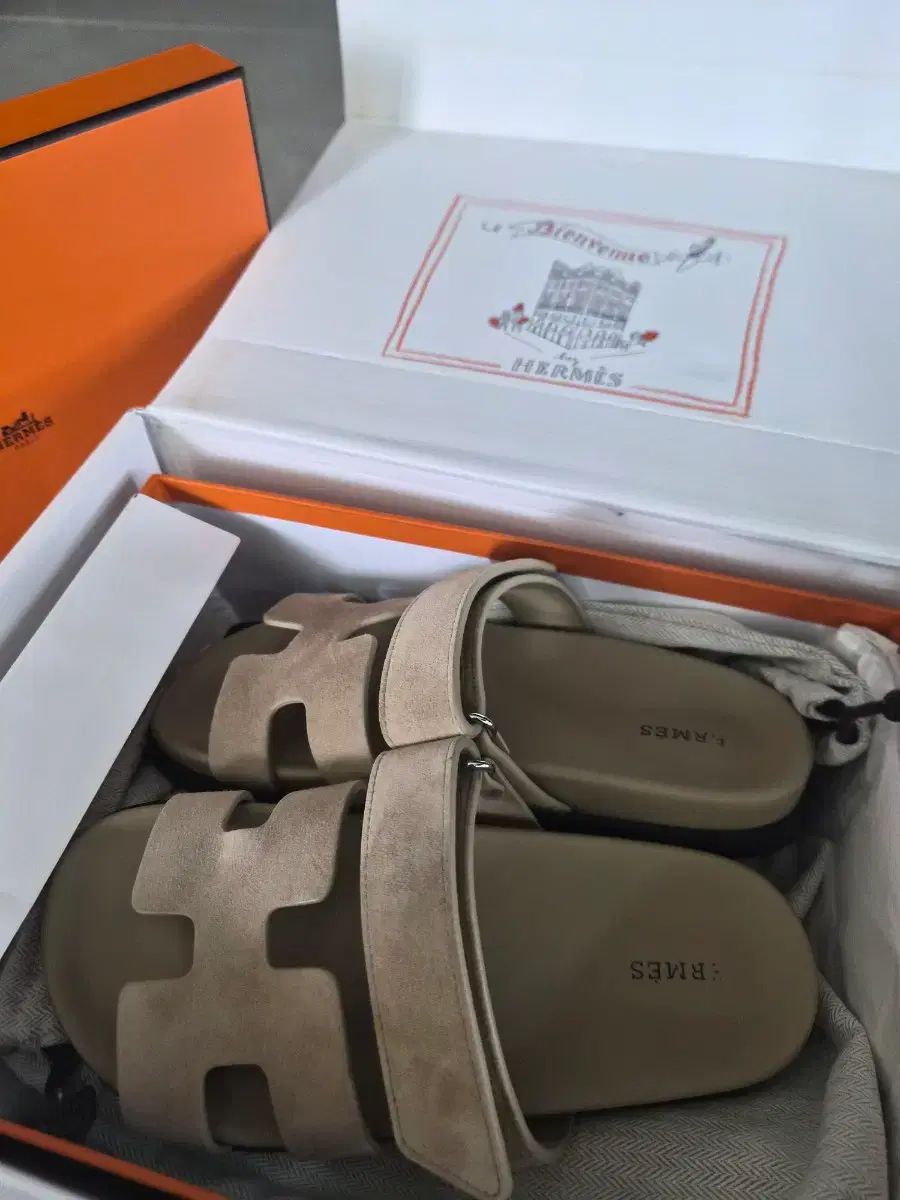 エルメス シプレ スウェード ベージュ