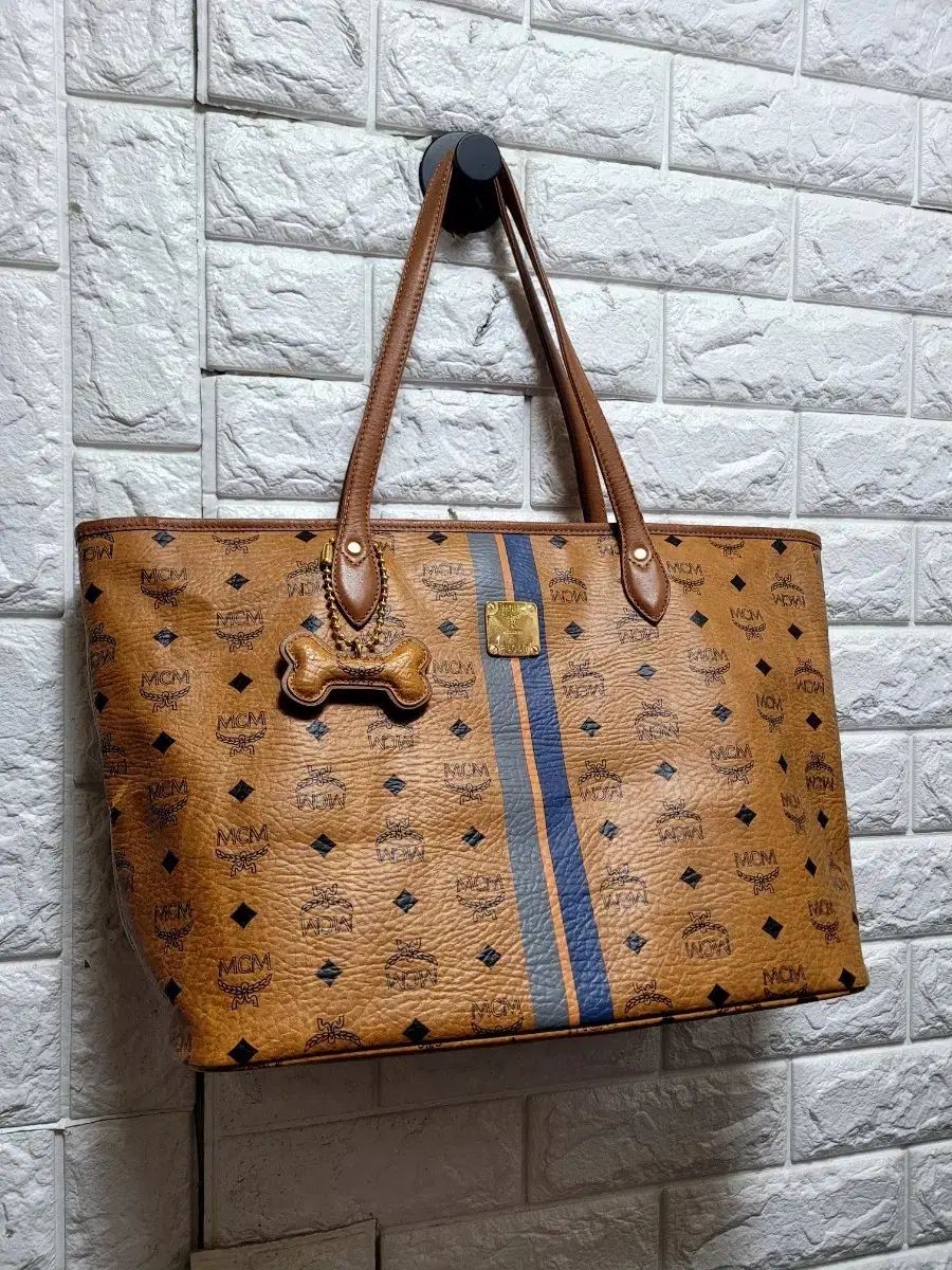 MCM ヴィセトス トートバッグ