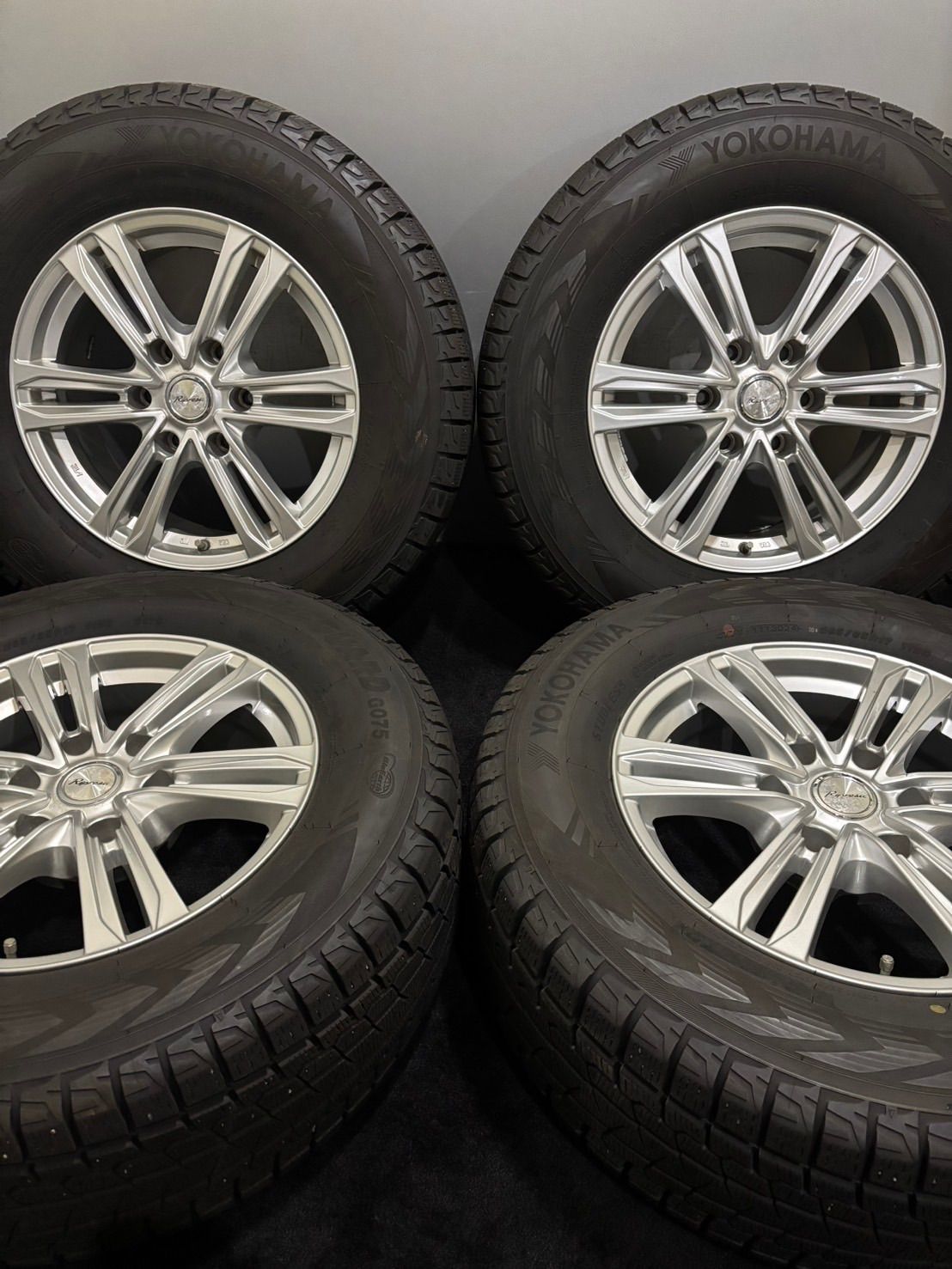 ★265/65R17 YOKOHAMA/ice GUARD G075 24年 Ripresa 17インチ 7.5J +25 139.7 6H スタッドレス 4本 ランクル プラド ハイラックス (1-M487)