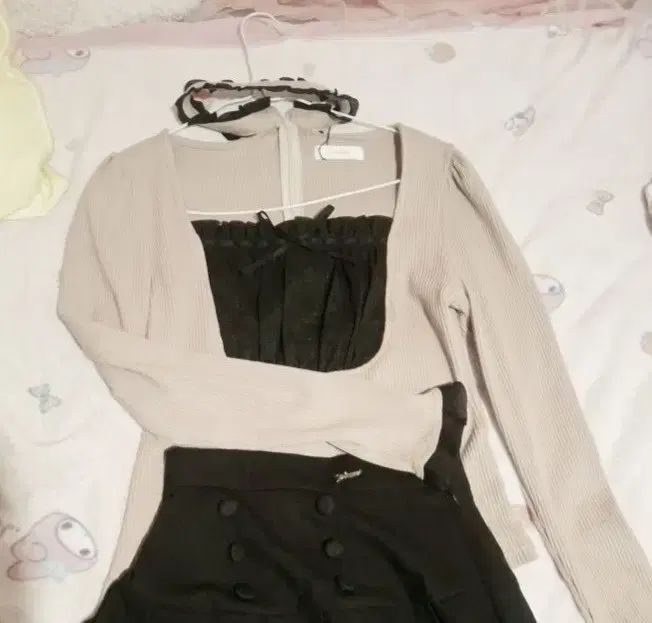 PIUM ニット