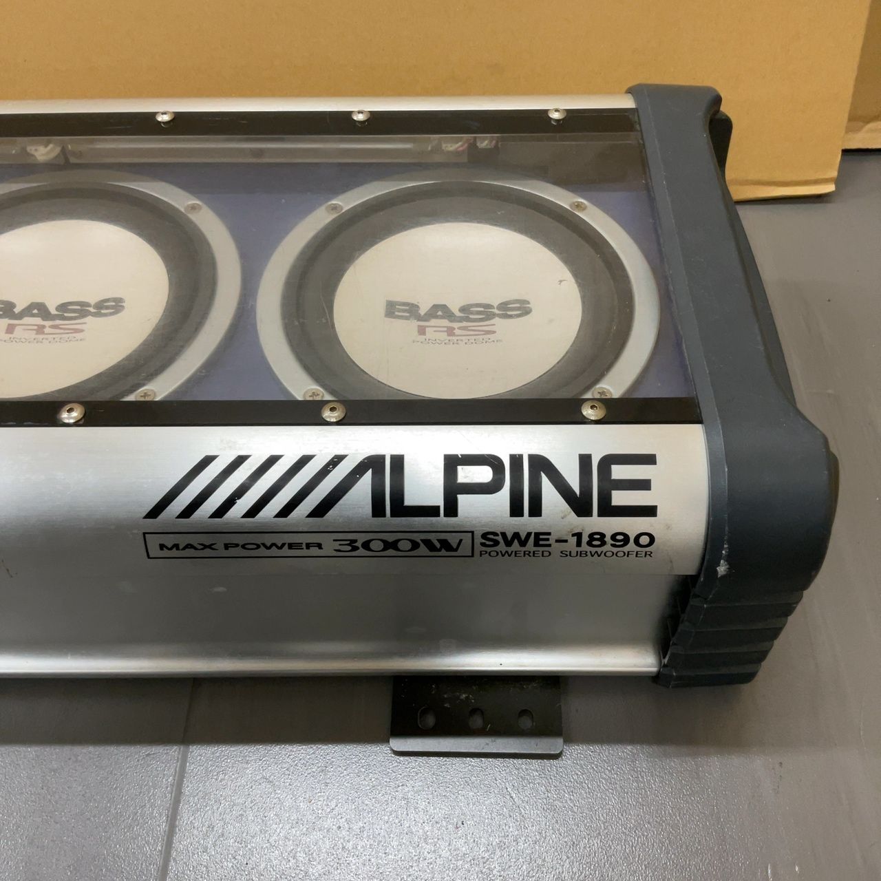 ALPINE BASS RS SWE-1890 パワードサブウーファー - メルカリ