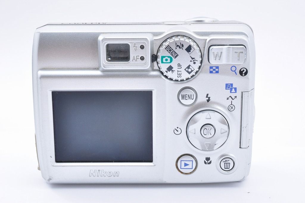 2ヶ月保証付き】Nikon COOLPIX E5600 シルバー レトロデジカメ