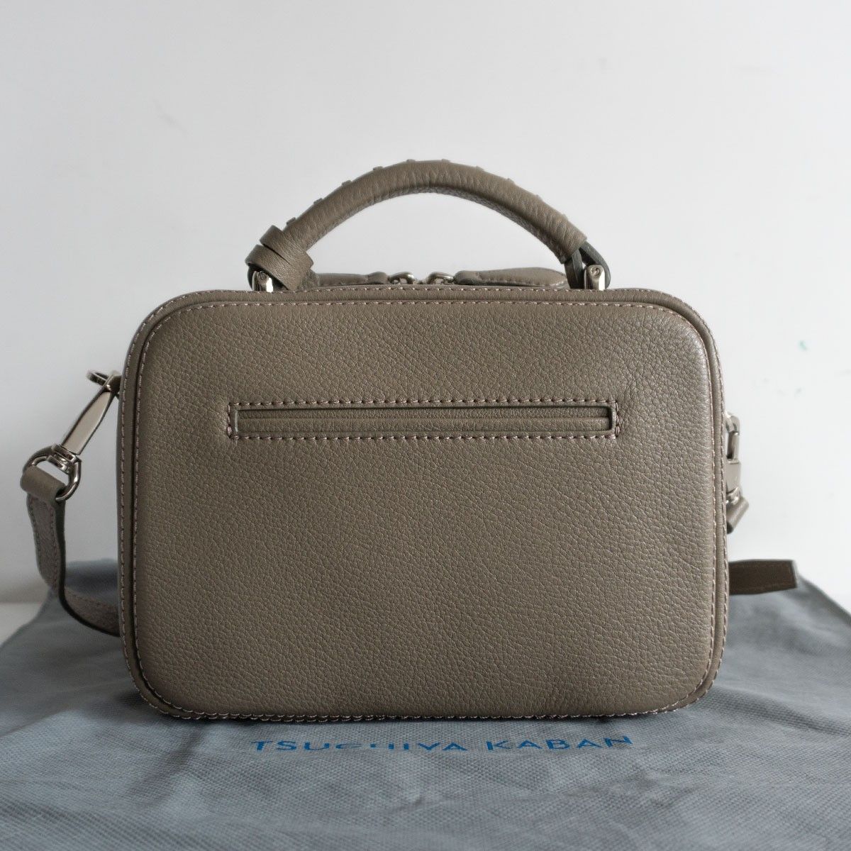 美品】 土屋鞄 【クラルテ スウィング ショルダー バッグ】 グレー