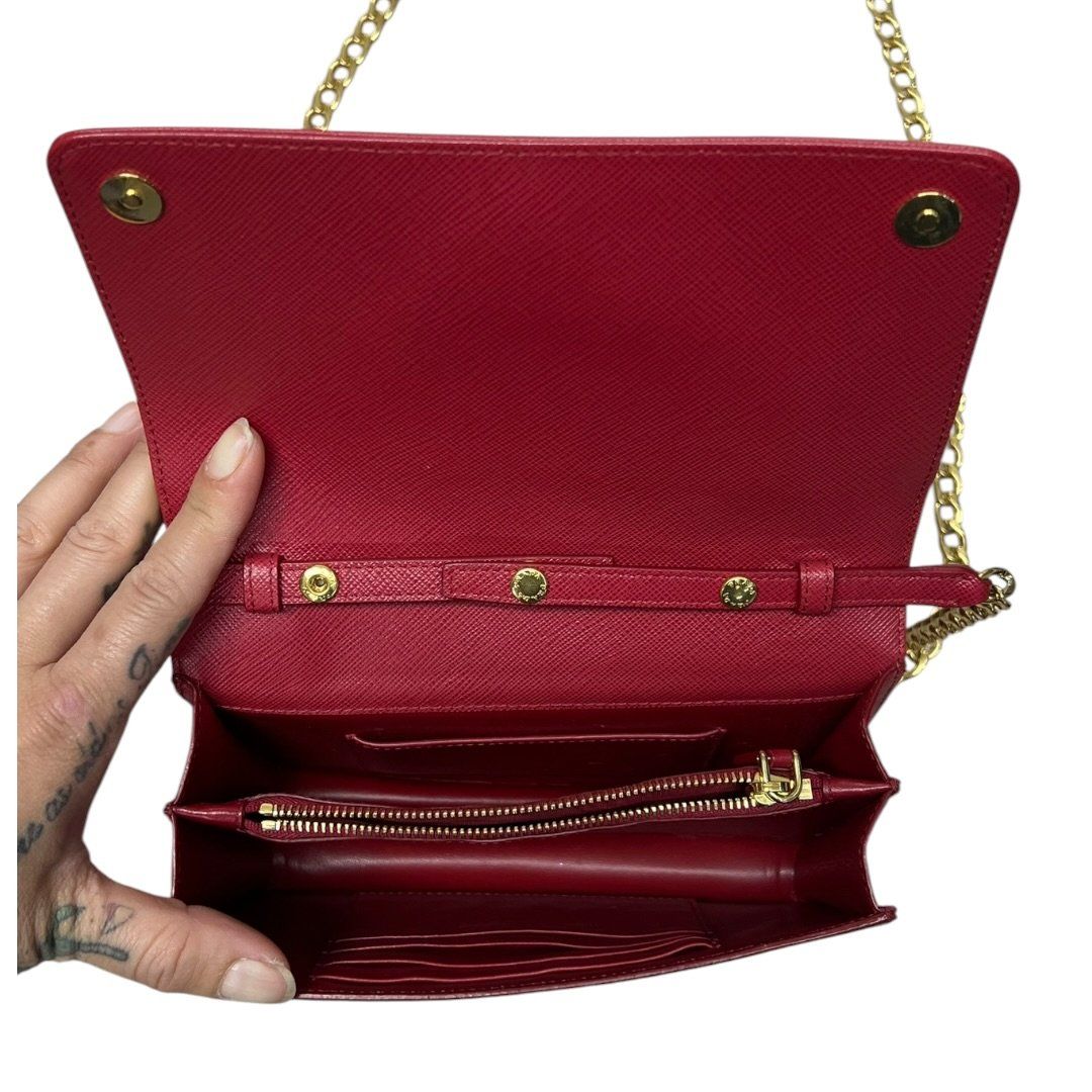 プラダ ハンドバッグ Saffiano Wallet on Chain Shou
