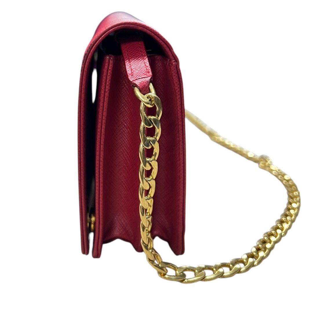 プラダ ハンドバッグ Saffiano Wallet on Chain Shou