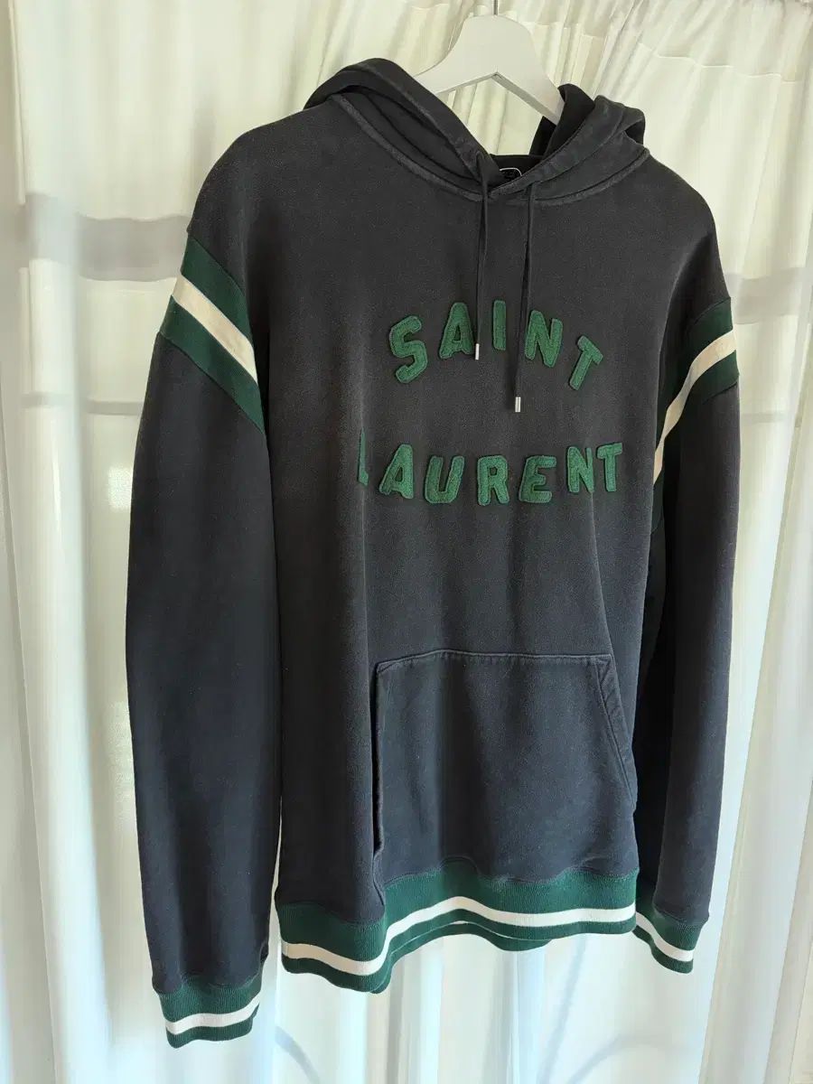 Saint Laurent サンローラン スタジャン Tシャツ WHO