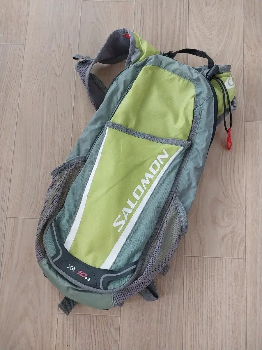 SALOMON サロモン xa10+3 給水リュック ミニバッグ バックパック 登山 マラソン バッグ