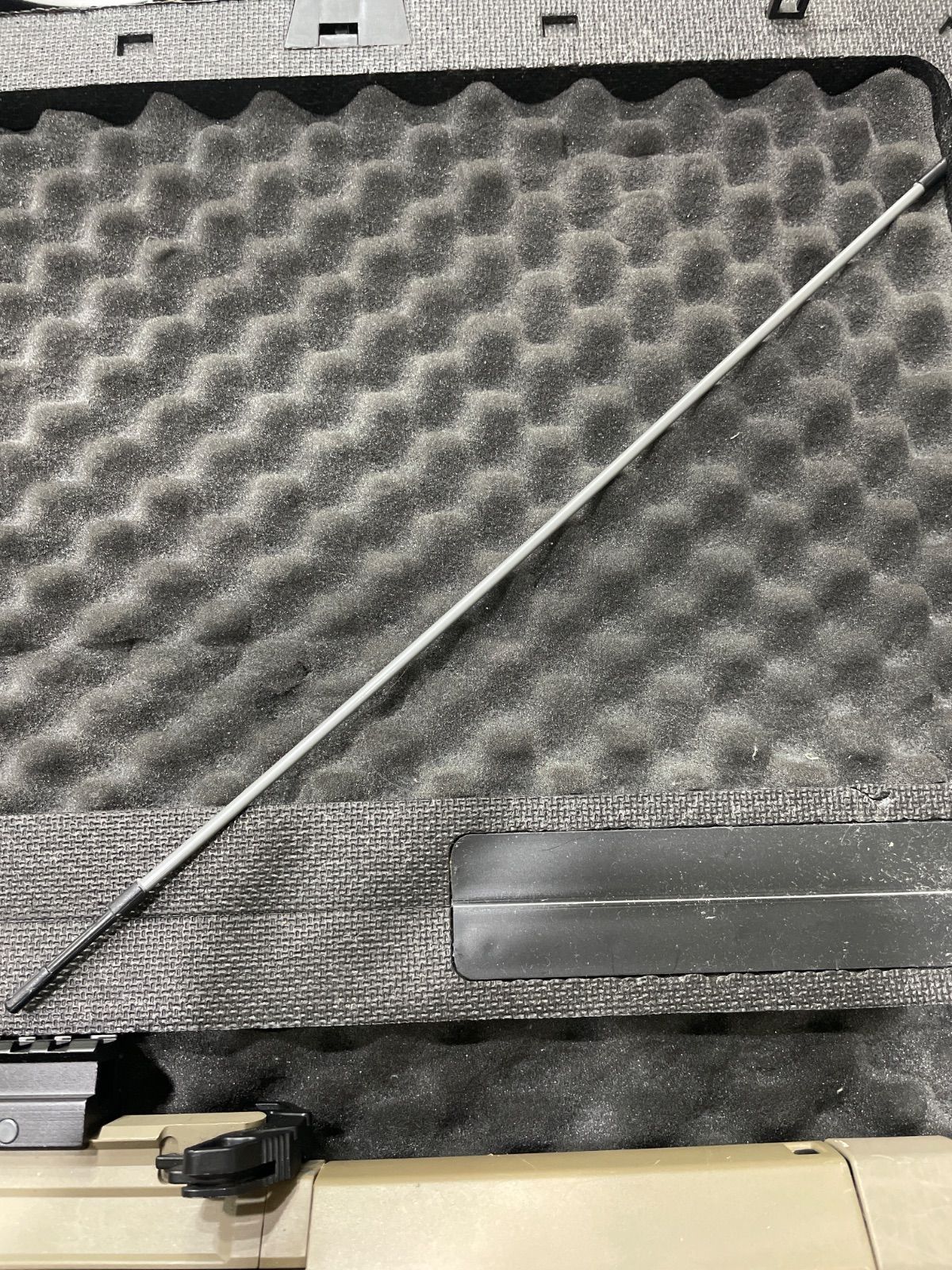 ダブルイーグル　エアーソフト　AEGのケース　電動ガン　トイガン　美品　HONEY BADGER PORTSMOUTH　NH AA0099 PROBLEMS サバイバルゲーム　サバゲー　まとめ売り　まとめセット　ケース付き！マニタリー　レア！入手困難！