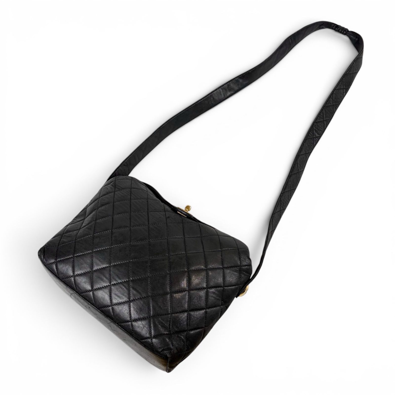 CHANEL マトラッセ　ブラック キルティング ショルダーバッグ CHANEL ブラック マトラッセキルティング ショルダーバッグ 【公式通販】