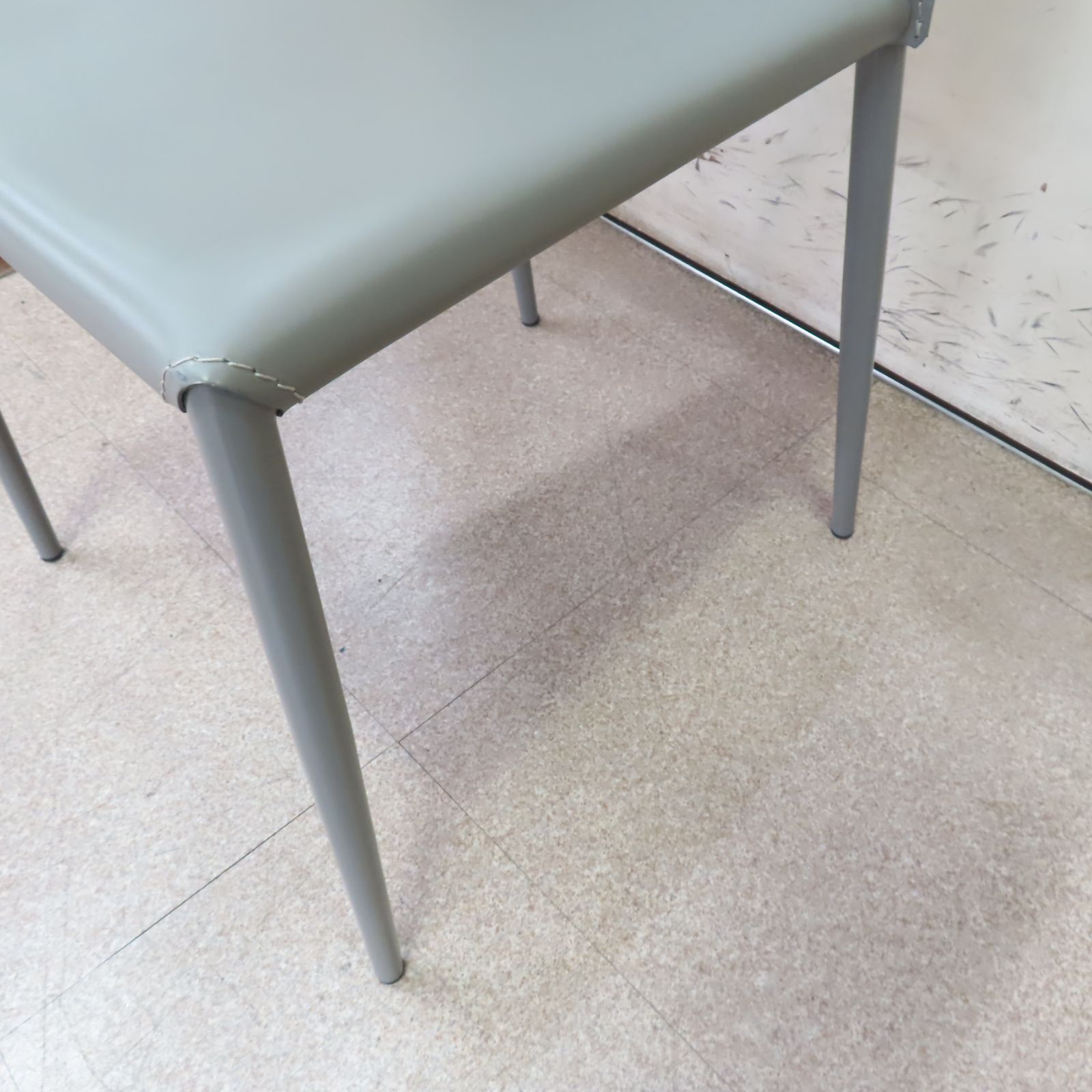 ① カリガリス コヌビア ボヘム ダイニングチェア Calligaris connubia