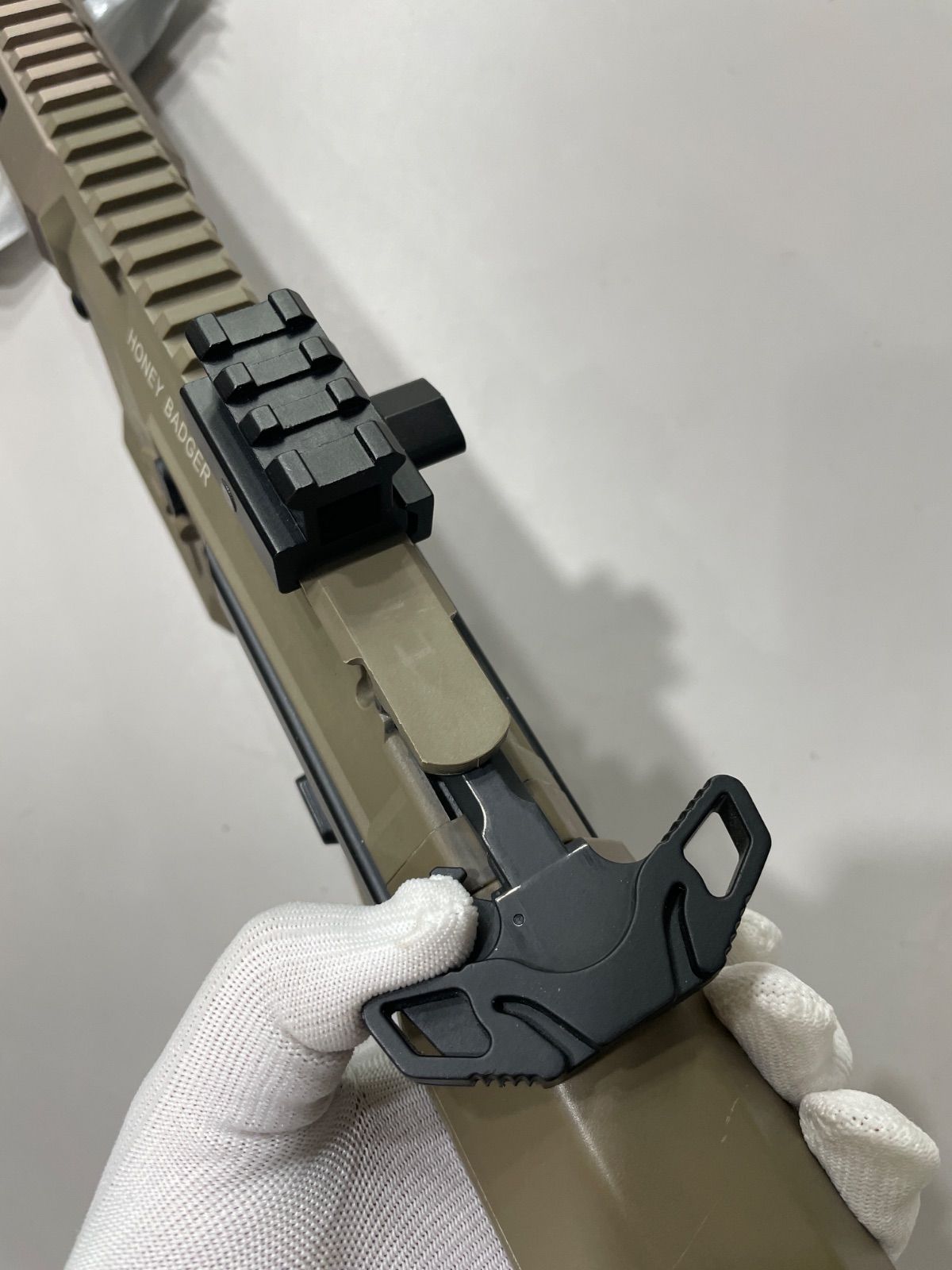 ダブルイーグル　エアーソフト　AEGのケース　電動ガン　トイガン　美品　HONEY BADGER PORTSMOUTH　NH AA0099 PROBLEMS サバイバルゲーム　サバゲー　まとめ売り　まとめセット　ケース付き！マニタリー　レア！入手困難！