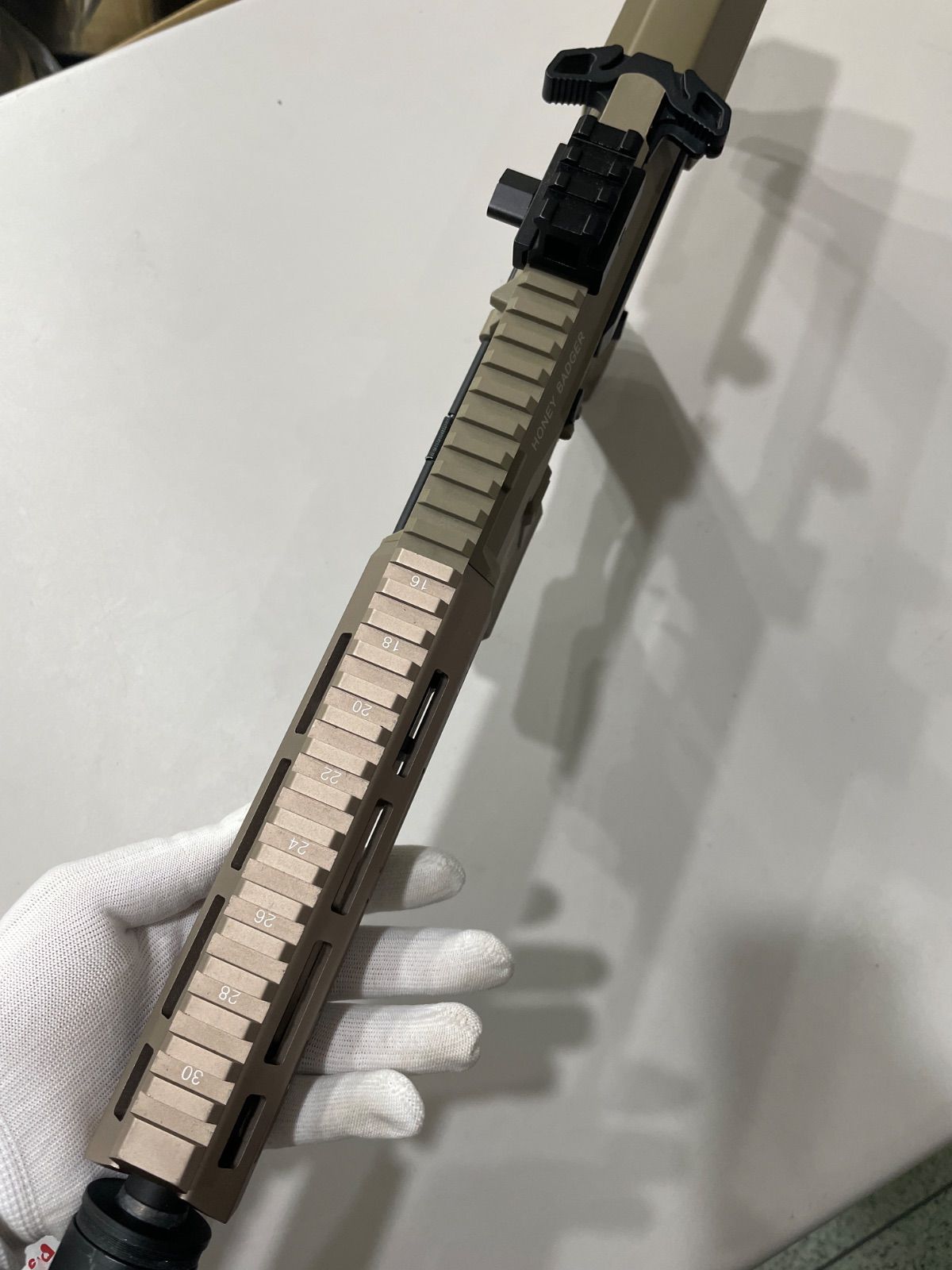 ダブルイーグル　エアーソフト　AEGのケース　電動ガン　トイガン　美品　HONEY BADGER PORTSMOUTH　NH AA0099 PROBLEMS サバイバルゲーム　サバゲー　まとめ売り　まとめセット　ケース付き！マニタリー　レア！入手困難！