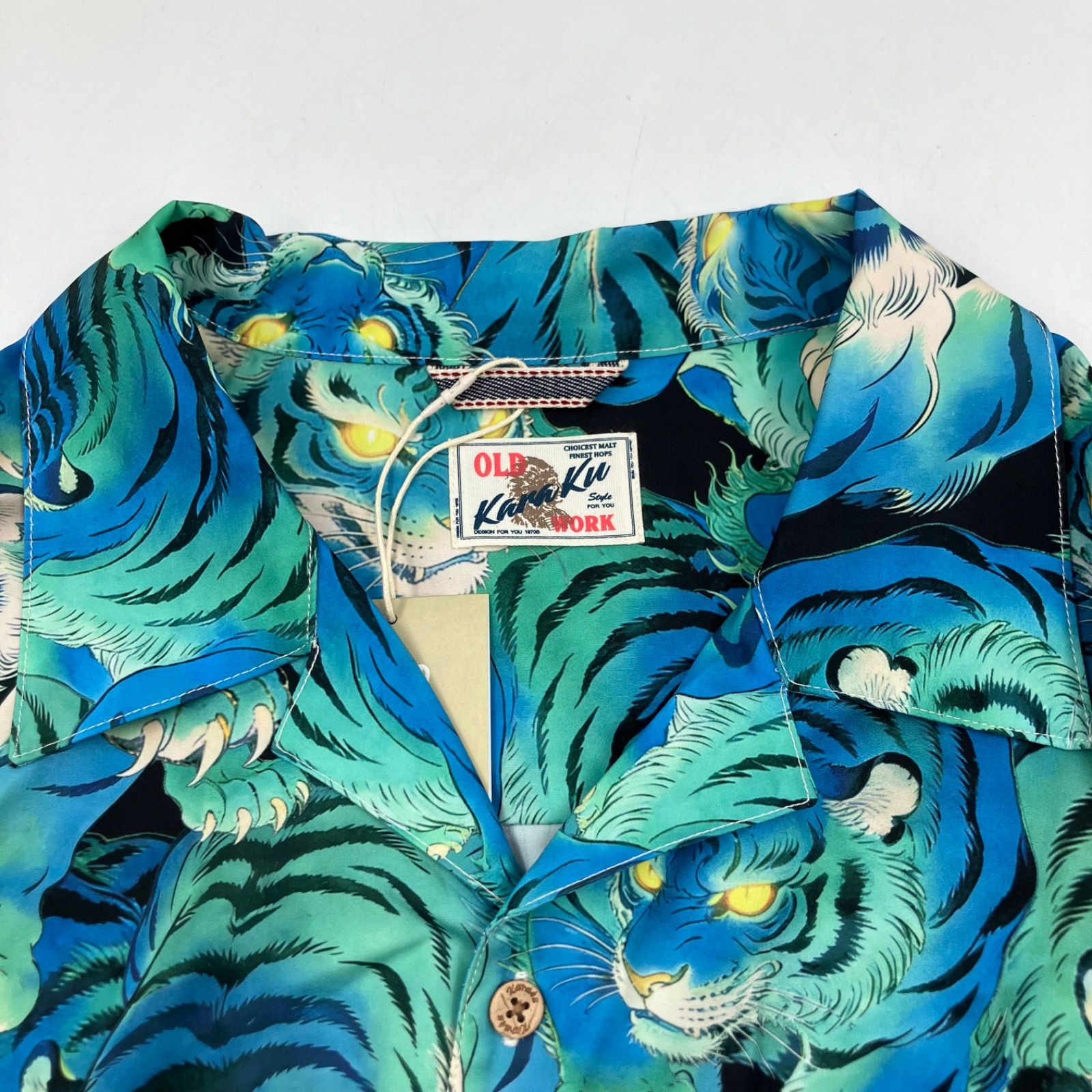 美品】KaraKu カラク 光る目をした虎たち 総柄 浮世絵風 アロハシャツ