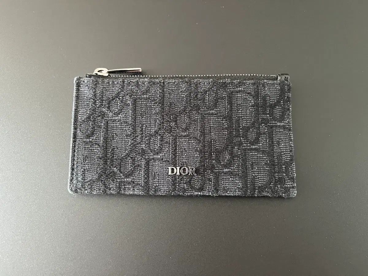 ディオール スプリット リング ジッパー カードウォレット 出品