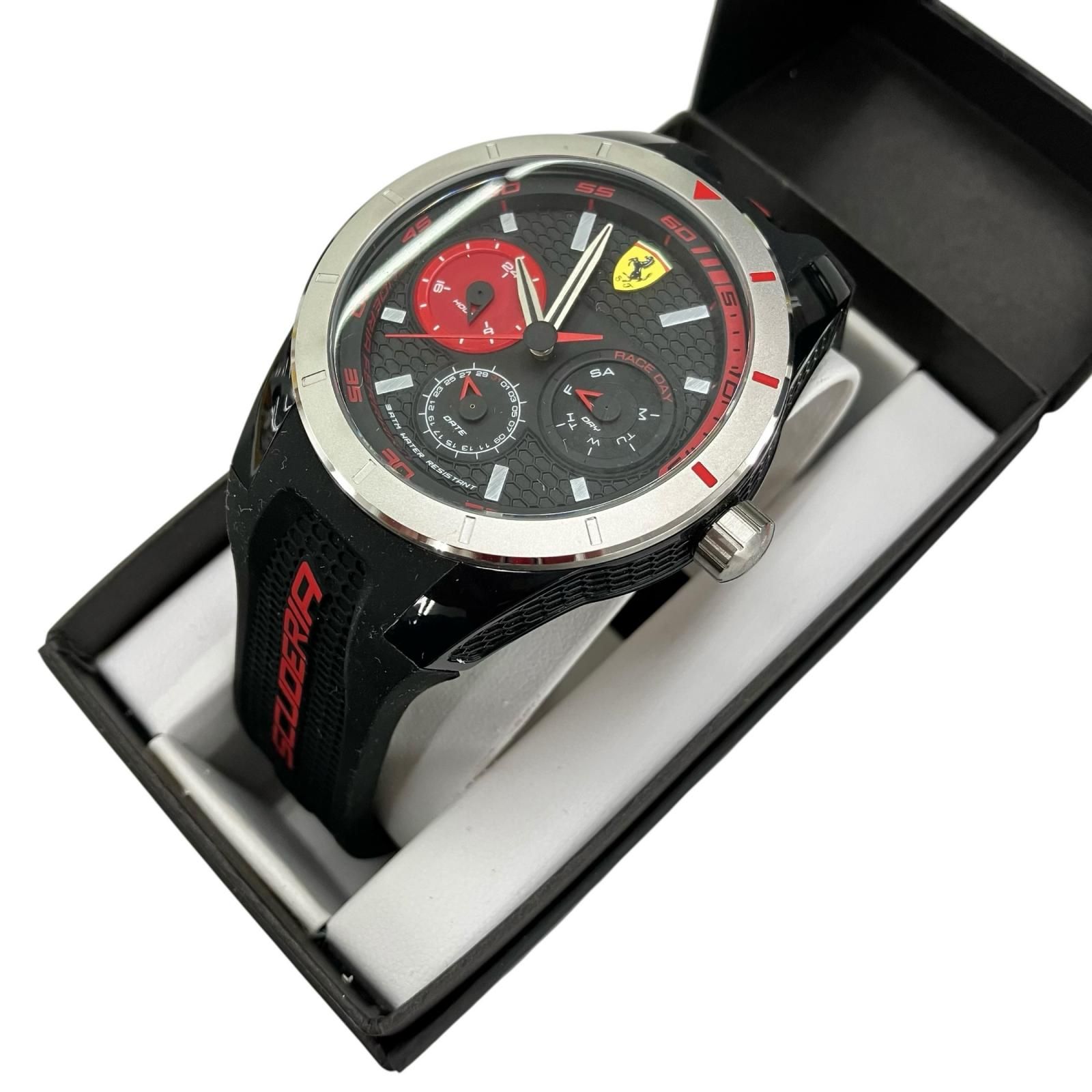 186000 現状品 SCUDERIA FERRARI スクーデリア フェラーリ 腕時計 ブラック/レッド ユニセックス