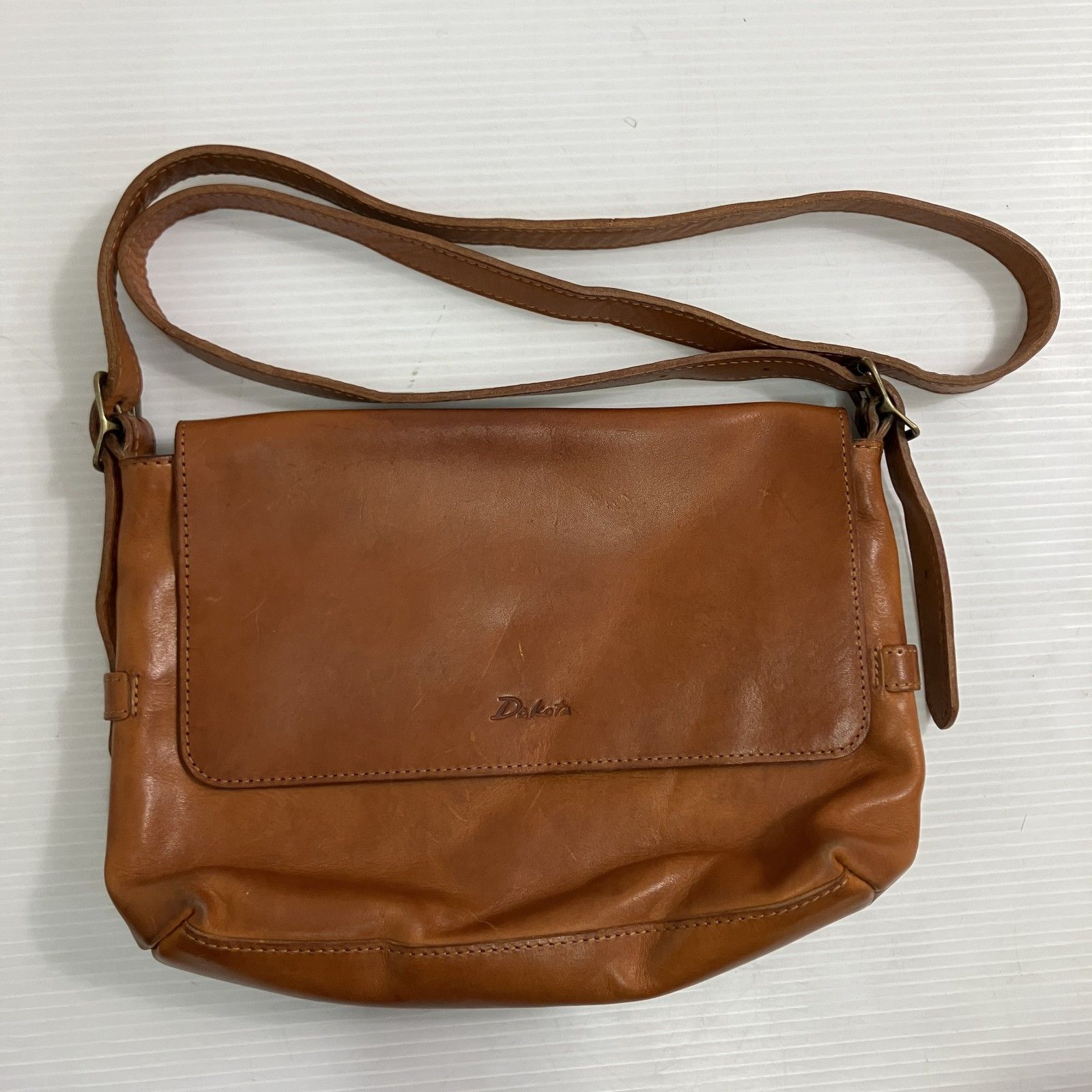 ◇ Dakota ダコタ ショルダーバッグ レザーショルダーバッグ 斜め掛け 