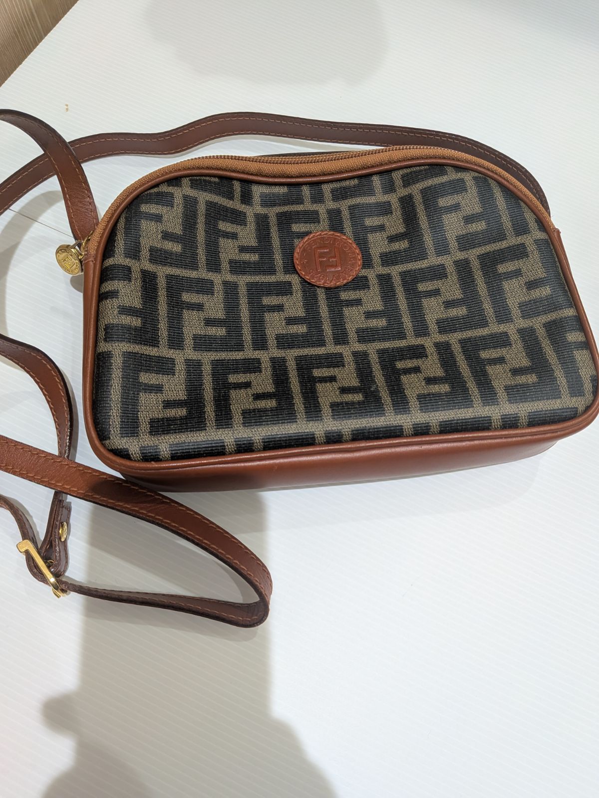 ☆FENDI フェンディ ズッカ柄 ショルダーバッグ PVC レザー ブラウン ヴィンテージ イタリア製 ☆FENDI フェンディ ズッカ柄 ショルダーバッグ PVC レザー ブラウン ヴィンテージ イタリア製