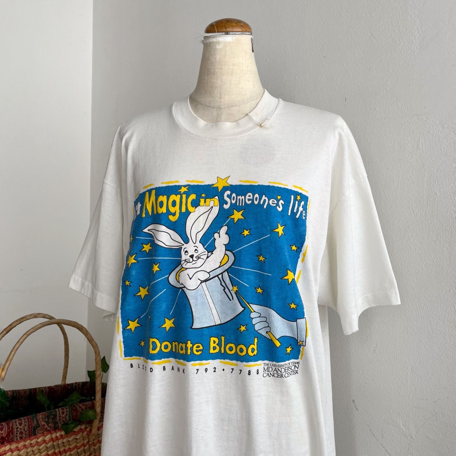 90s マジックラビット プリント 半袖Tシャツ USA製 シングルステッチ vintage ヴィンテージ ビンテージ アメリカ古着 USED メンズXLサイズ