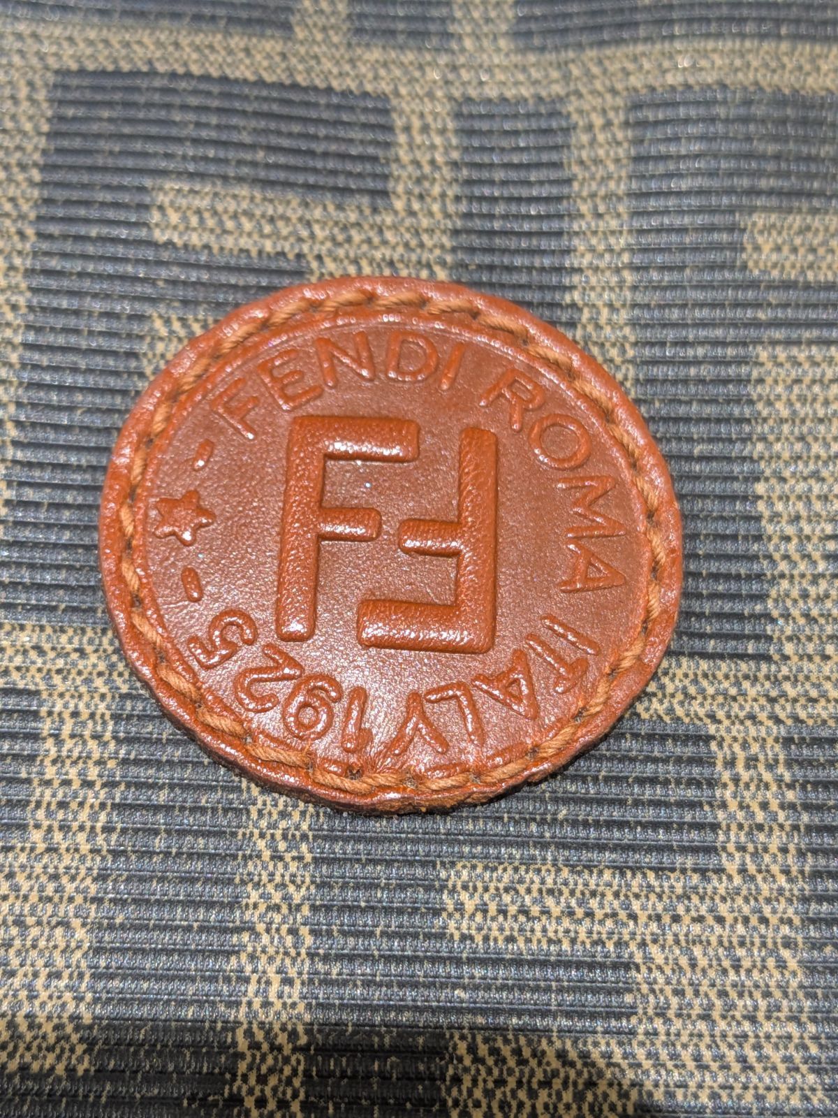 ☆FENDI フェンディ ズッカ柄 ショルダーバッグ PVC レザー ブラウン ヴィンテージ イタリア製 ☆FENDI フェンディ ズッカ柄 ショルダーバッグ PVC レザー ブラウン ヴィンテージ イタリア製