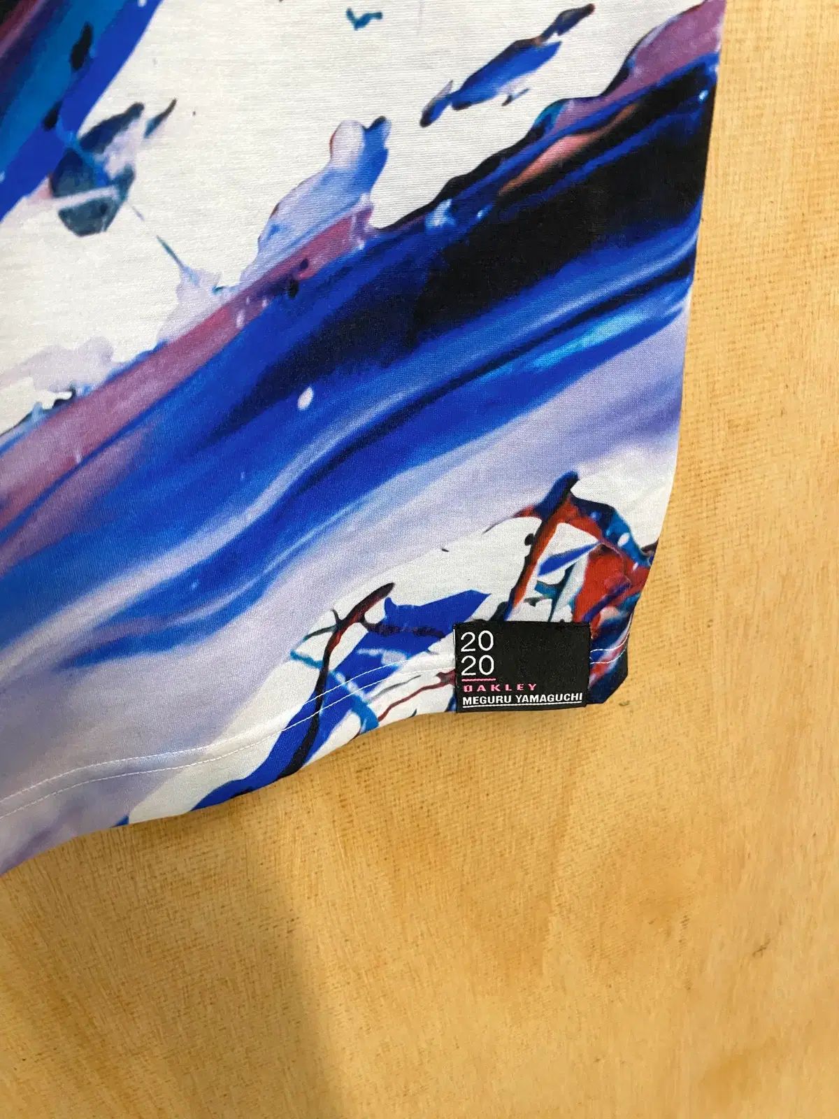 OAKLEY x MEGURU YAMAGUCHI t-shirt オークリー メグ OAKLEY x MEGURU YAMAGUCHI t-shirt オークリー メグ