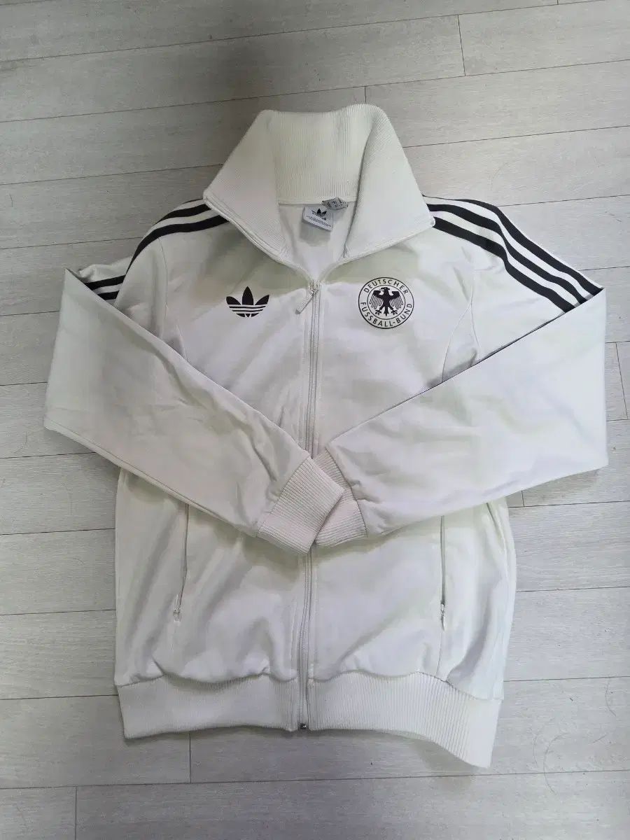 adidas ドイツ BECKENBAUER ジャージ M 出品