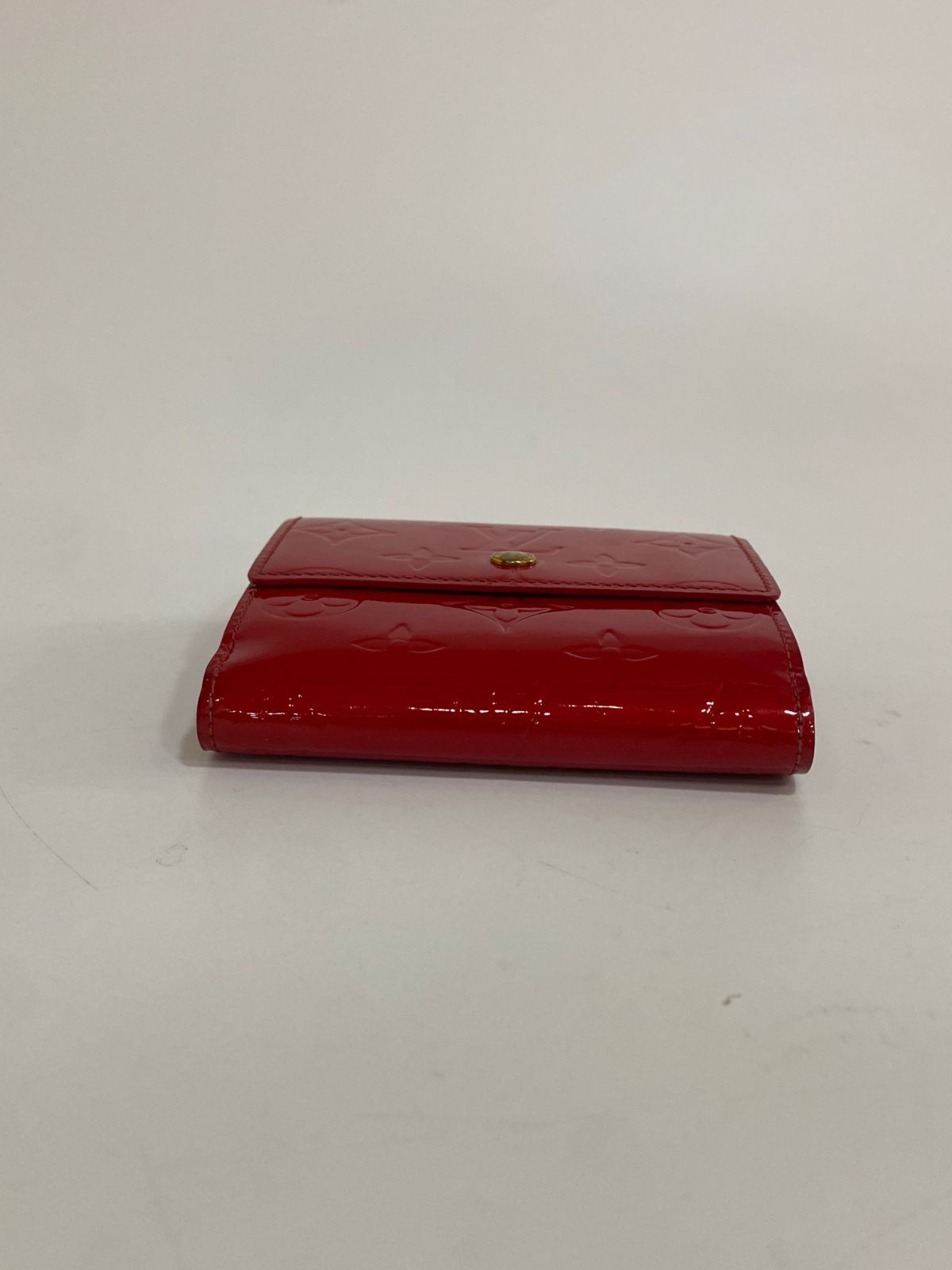 ルイ・ヴィトン ヴェルニ 二つ折り財布(2002年頃製造) レッド パテントレザー Bランク ルイ・ヴィトン ヴェルニ 二つ折り財布(2002年頃製造) レッド パテントレザー Bランク